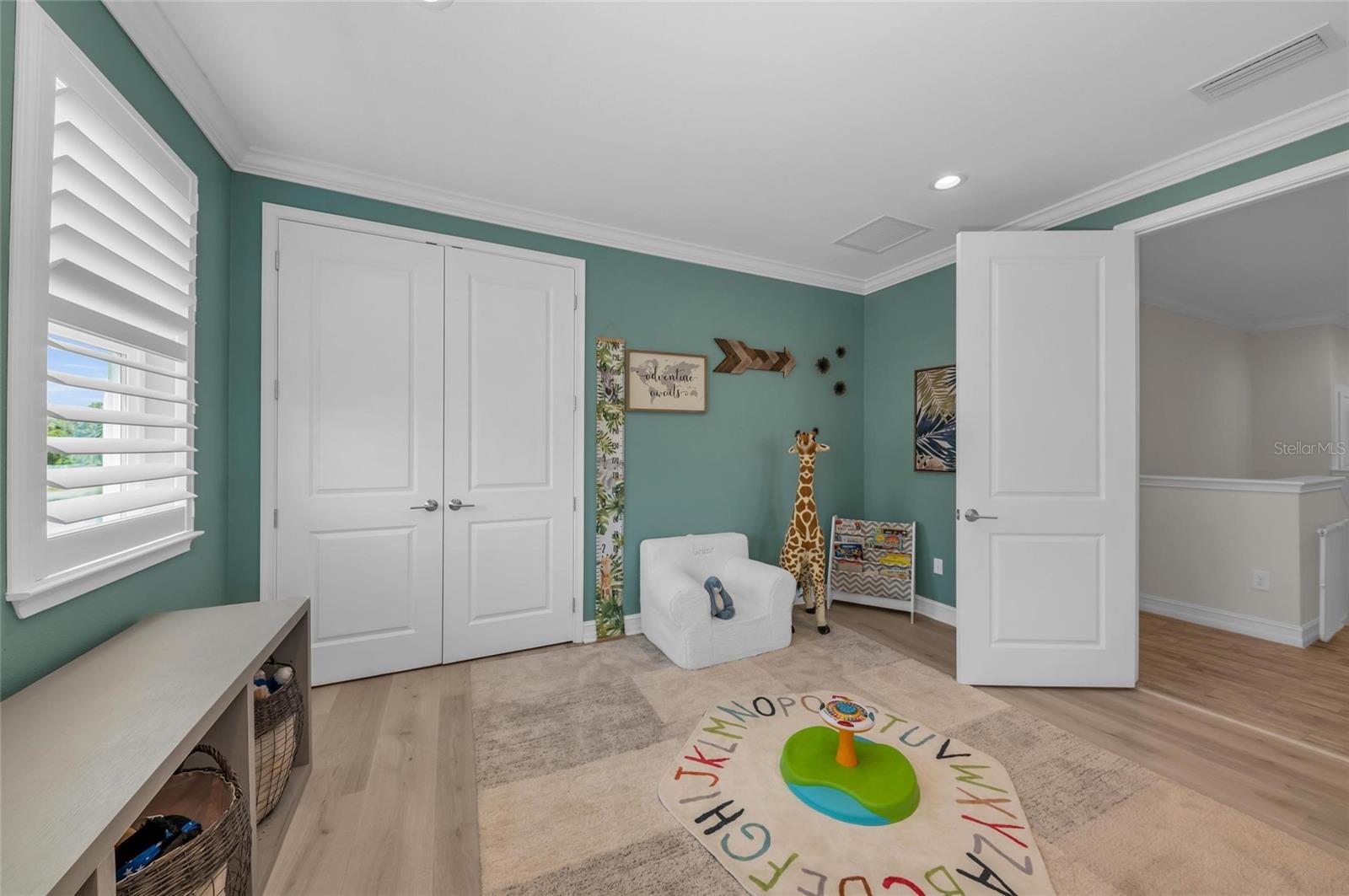Image 33 of 78 For 2806 Starwood Court