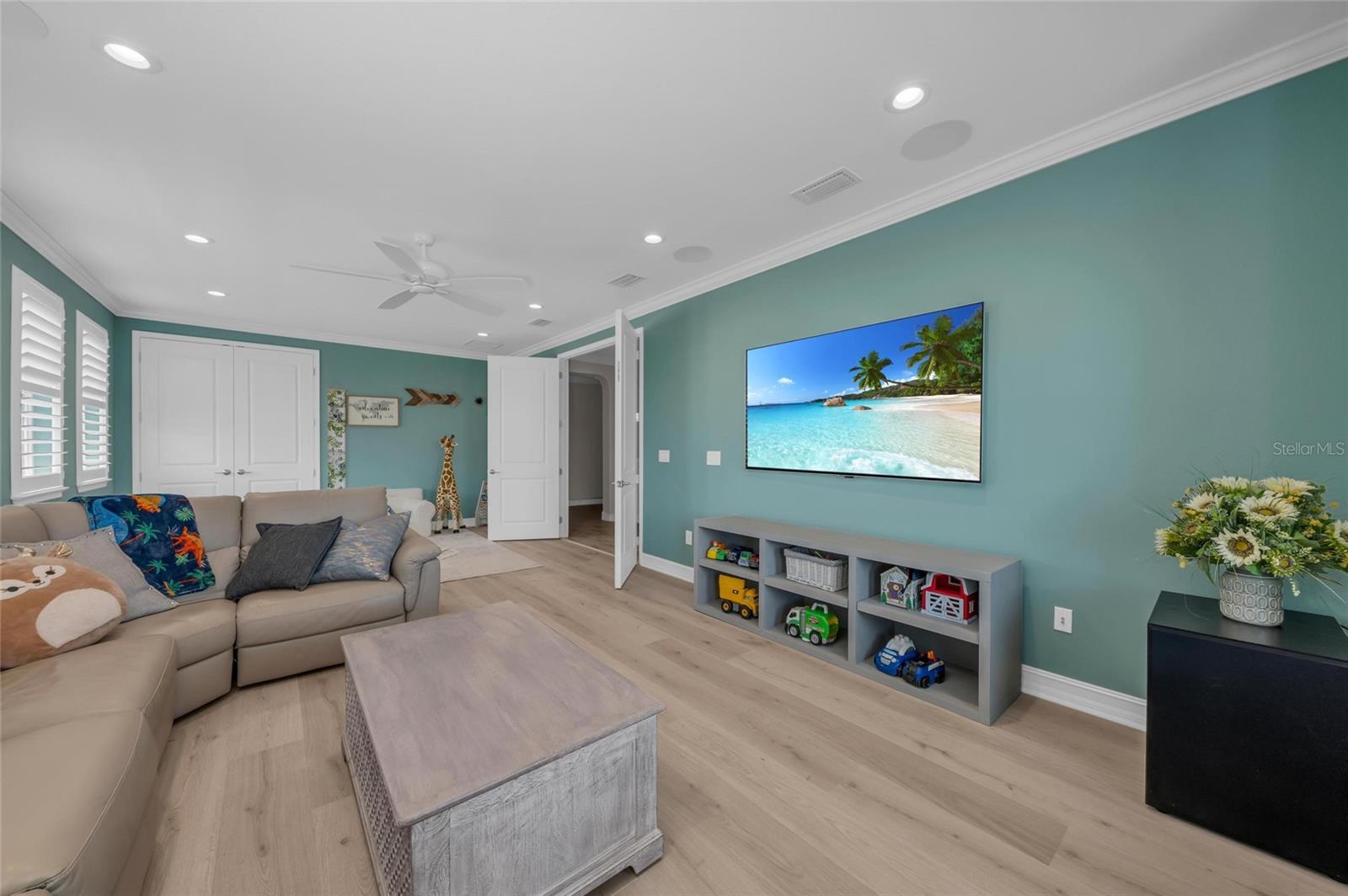 Image 36 of 78 For 2806 Starwood Court