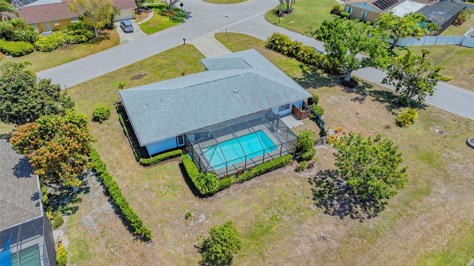 Image 25 of 48 For 7912 Estates Drive