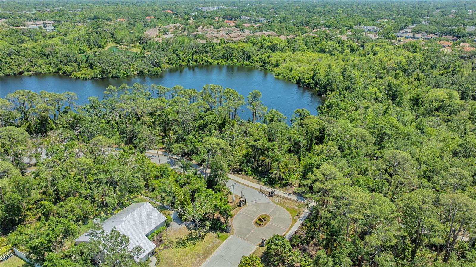 Image 33 of 48 For 7912 Estates Drive