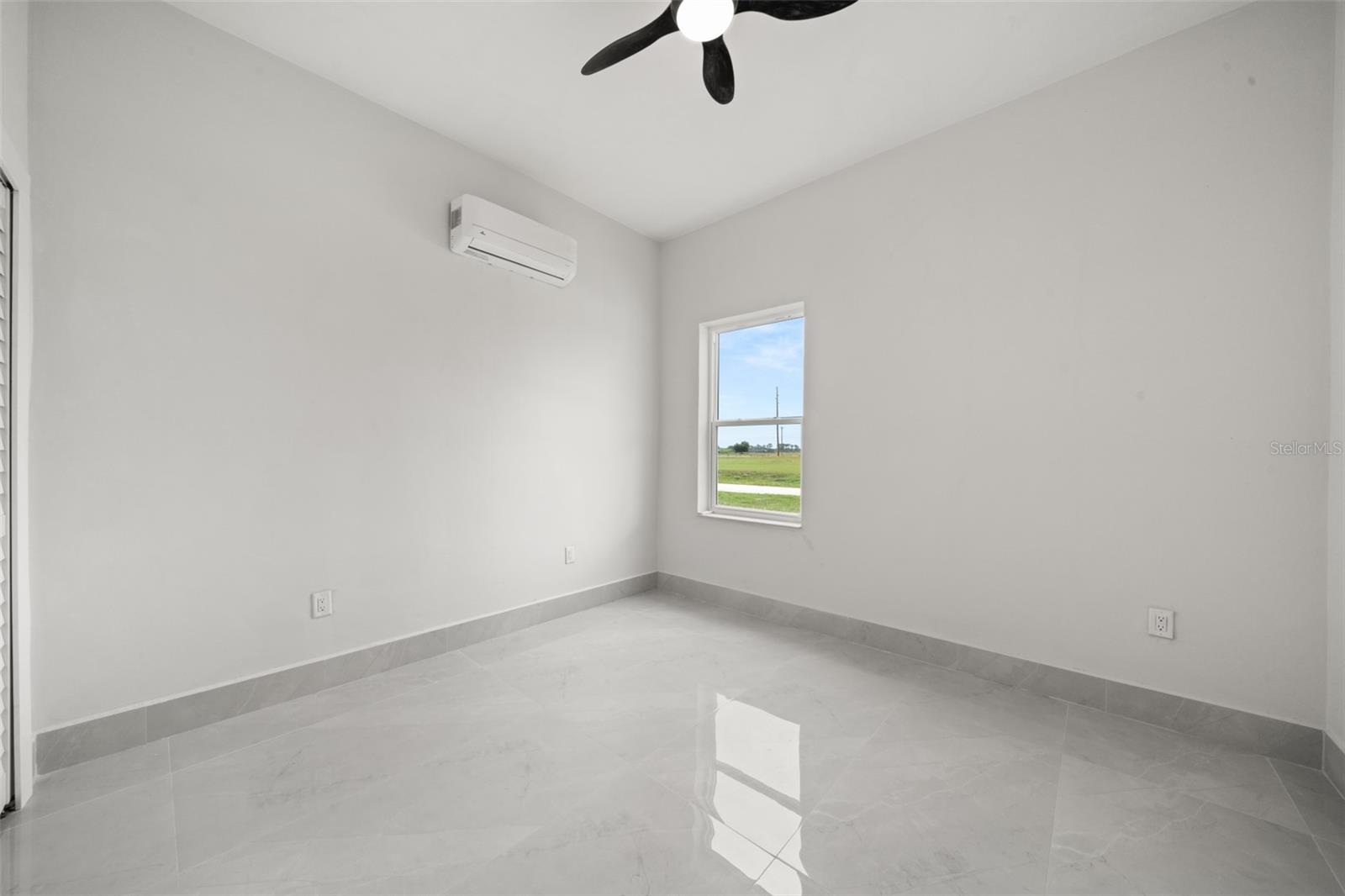 Image 28 of 36 For 8233 Cozumel Lane