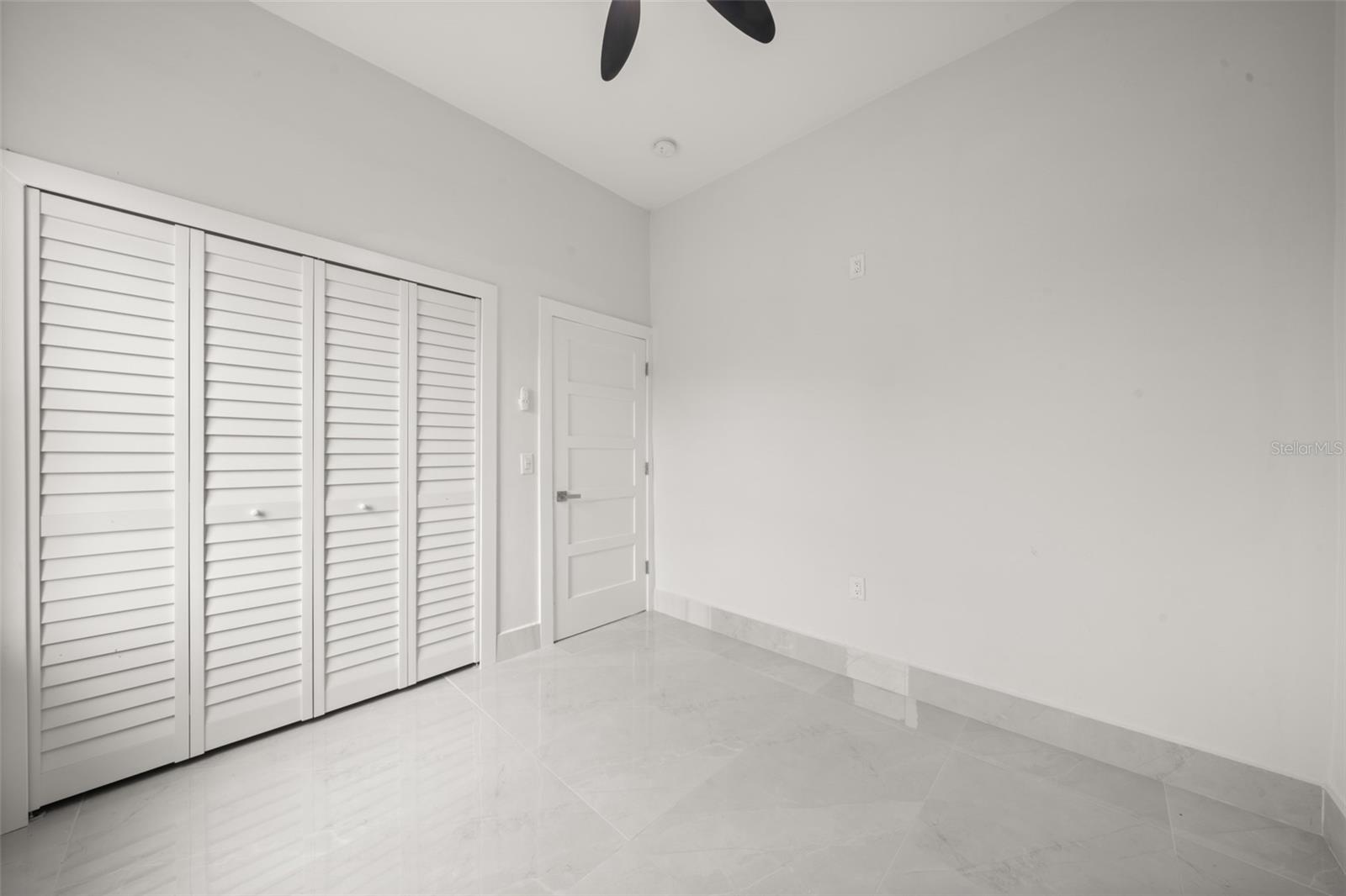 Image 7 of 36 For 8233 Cozumel Lane