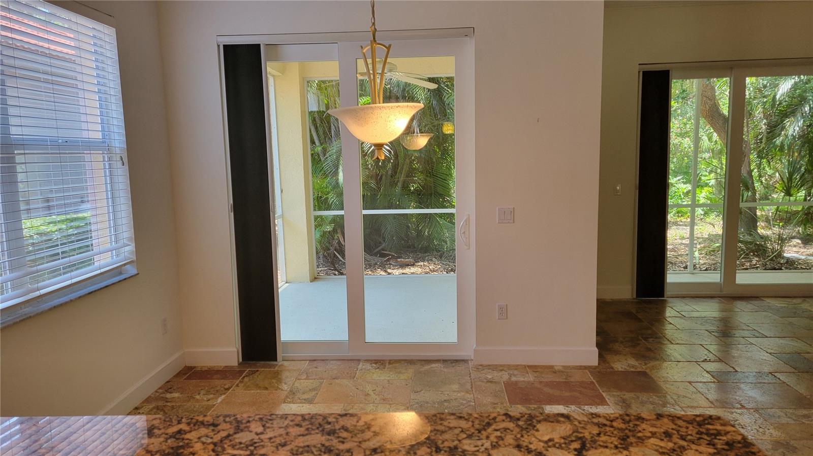 Image 10 of 46 For 5050 Hanging Moss Lane