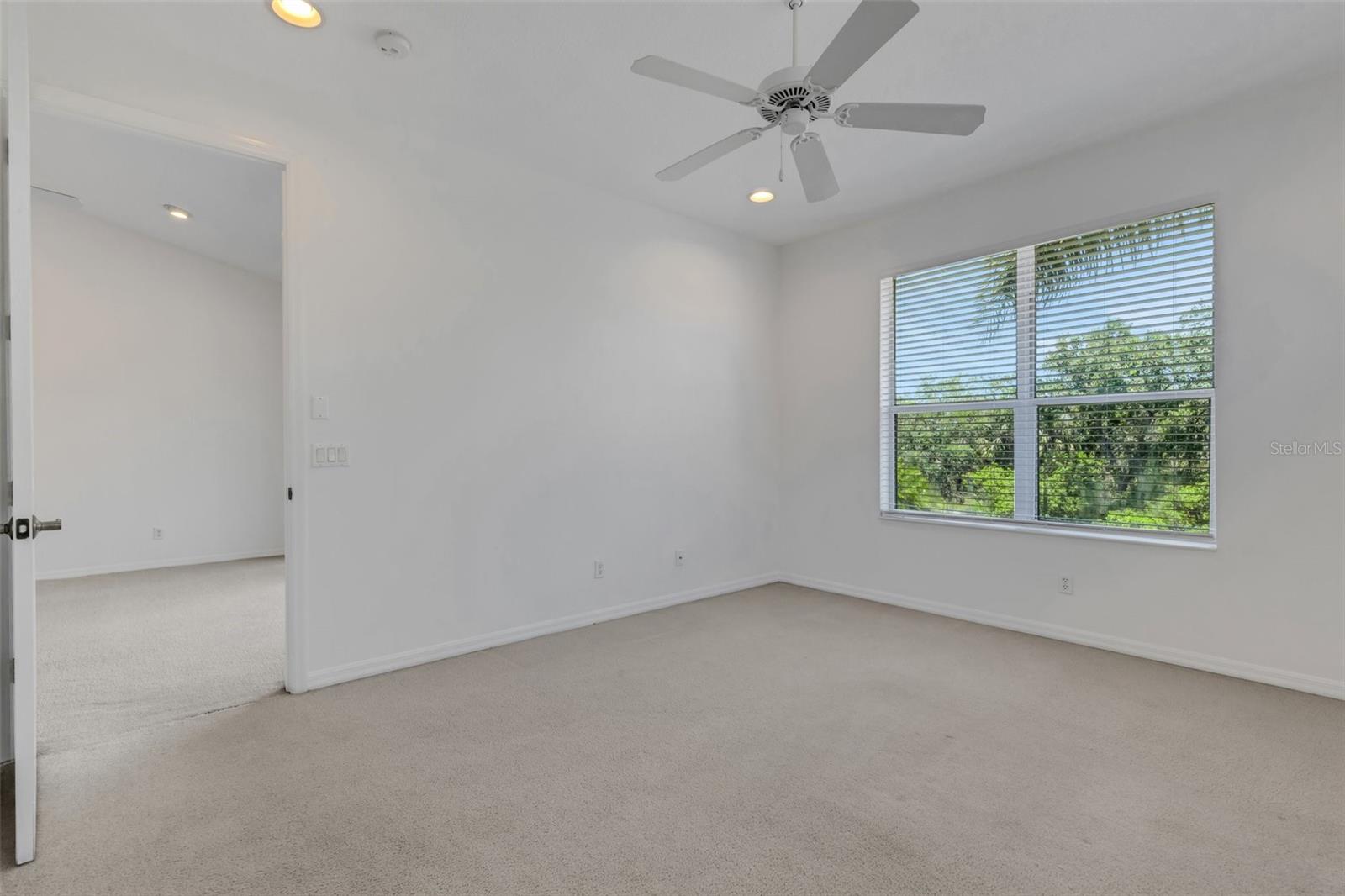 Image 16 of 72 For 5633 Key Largo Court B-08