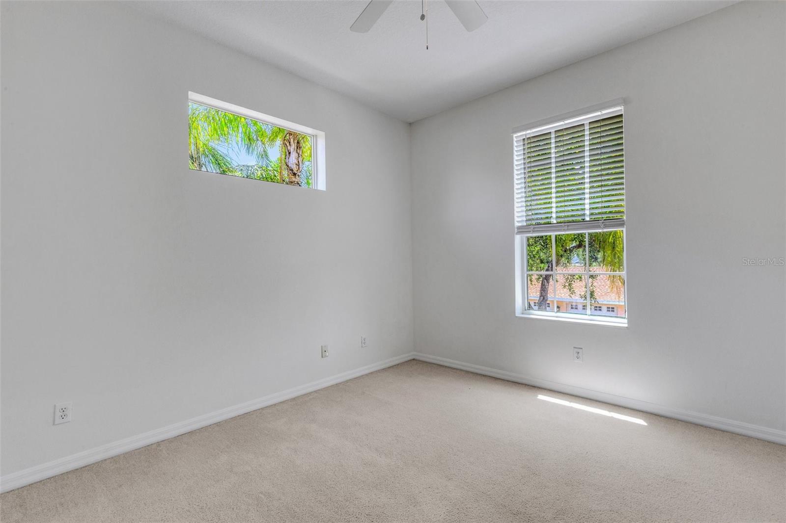 Image 23 of 72 For 5633 Key Largo Court B-08