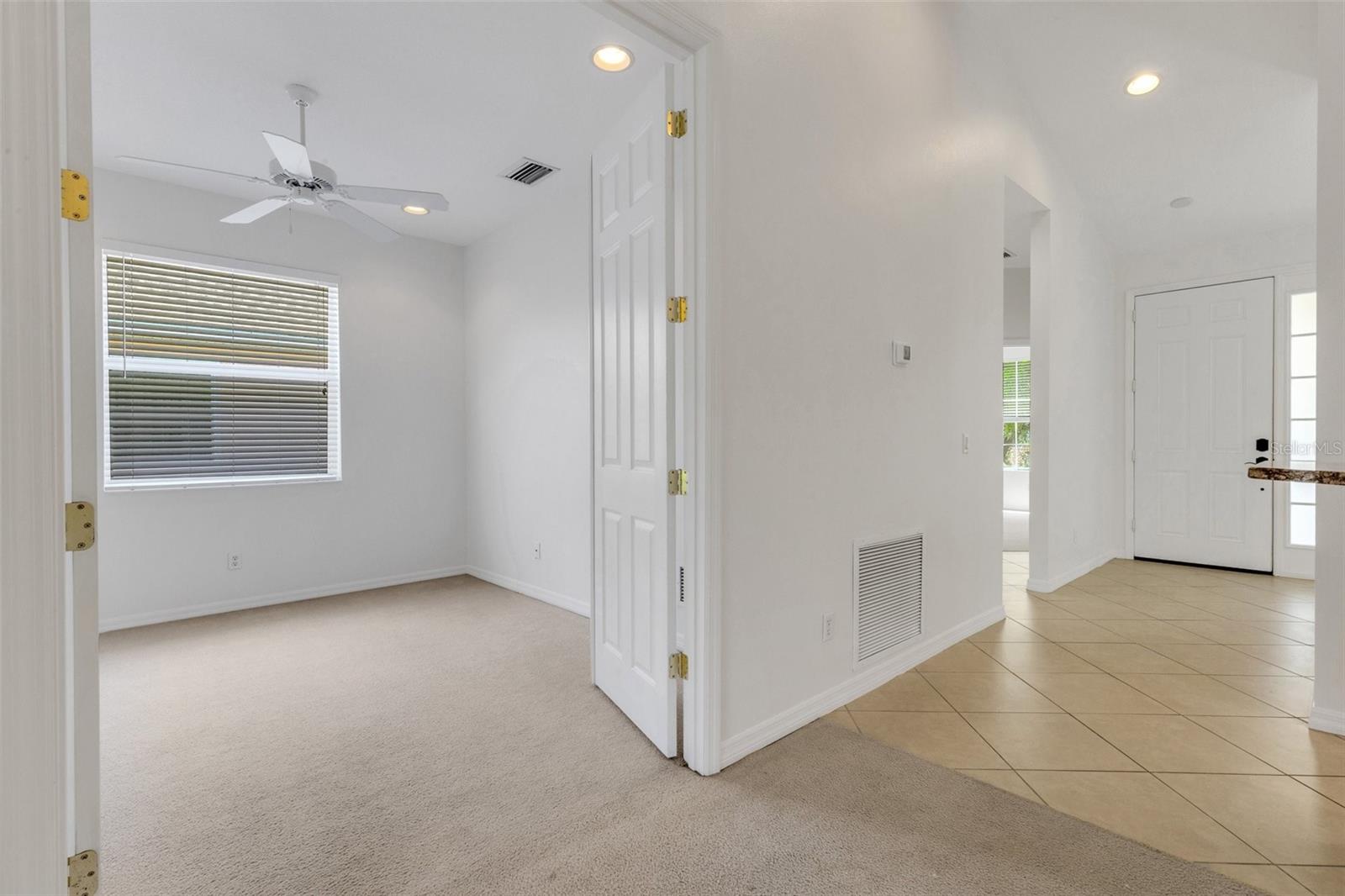 Image 25 of 72 For 5633 Key Largo Court B-08