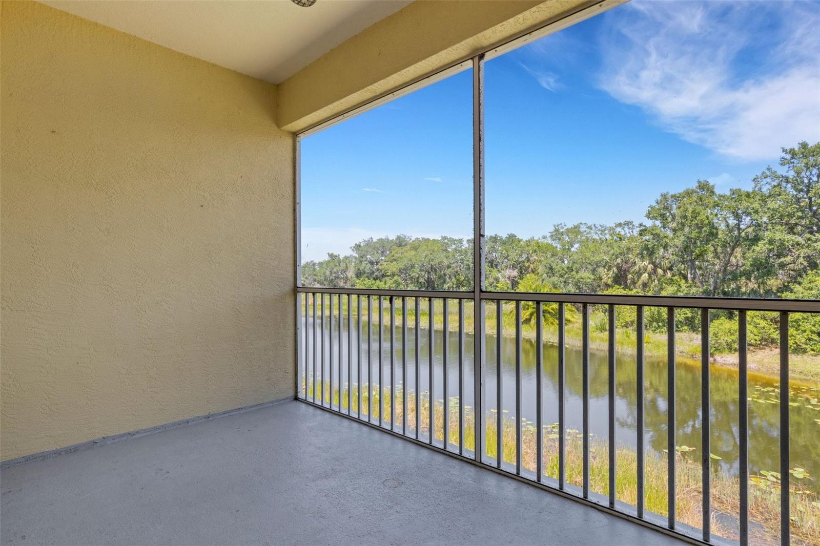 Image 3 of 72 For 5633 Key Largo Court B-08