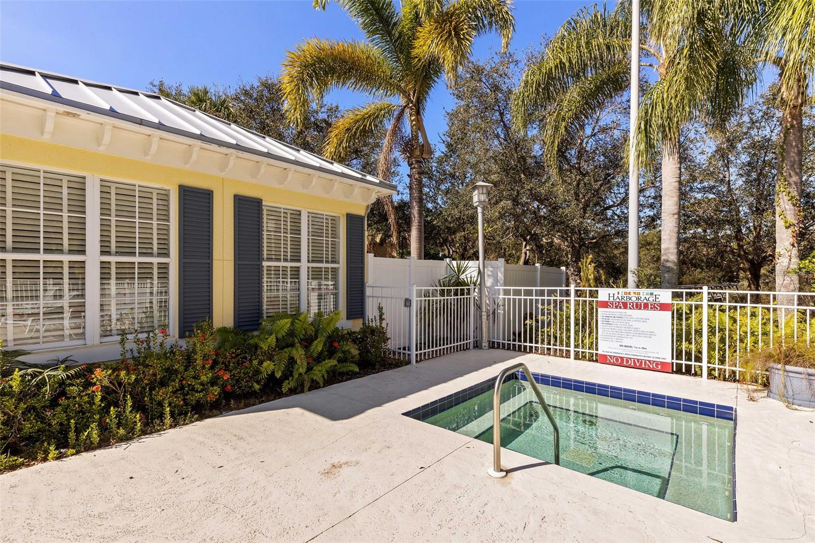 Image 41 of 72 For 5633 Key Largo Court B-08