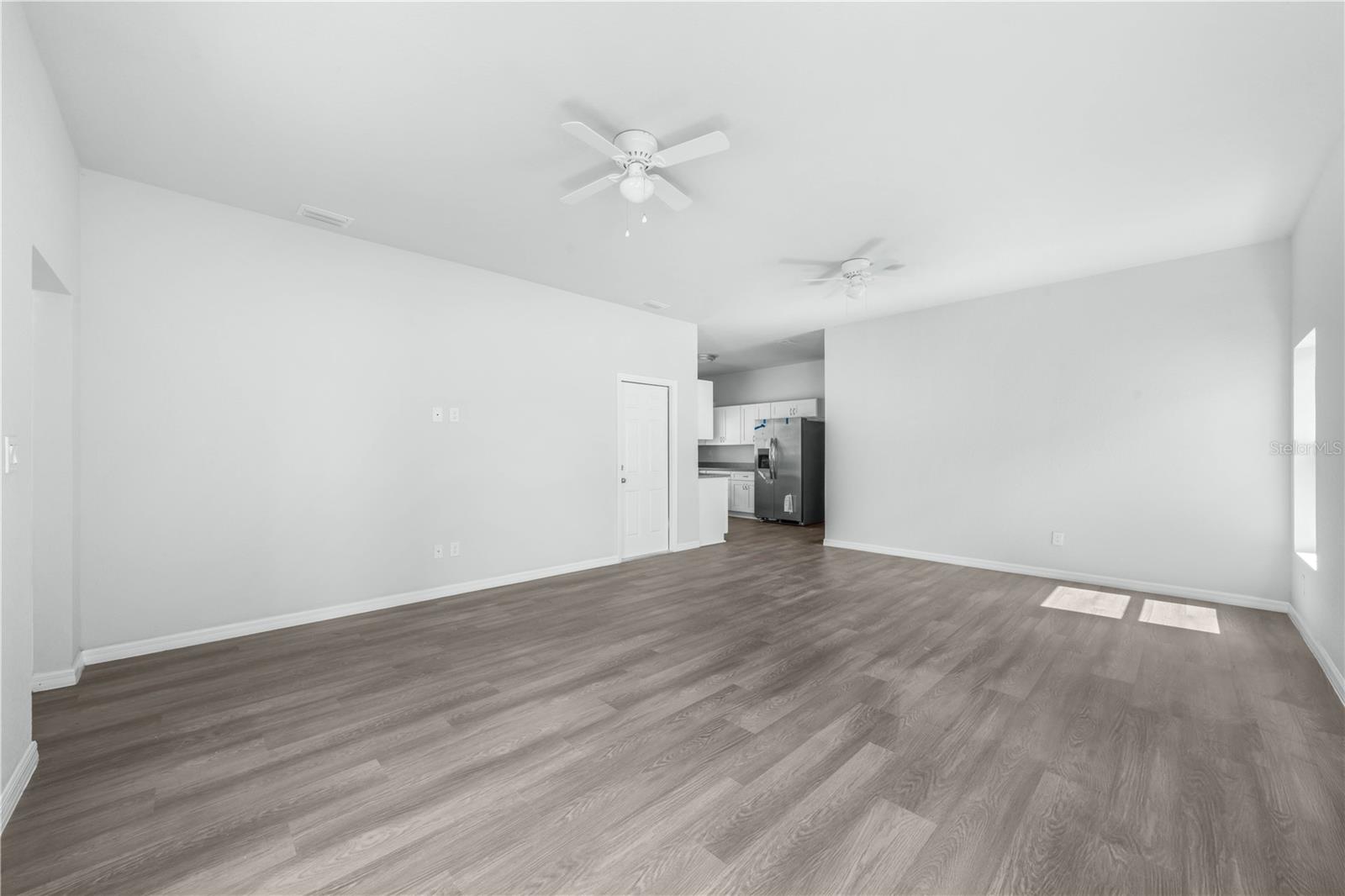 Image 31 of 51 For 1429 Las Villas Boulevard