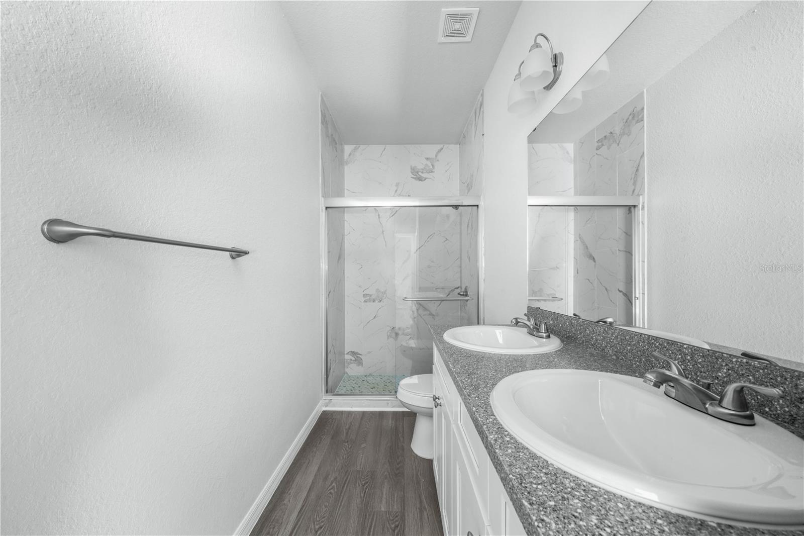 Image 34 of 51 For 1429 Las Villas Boulevard