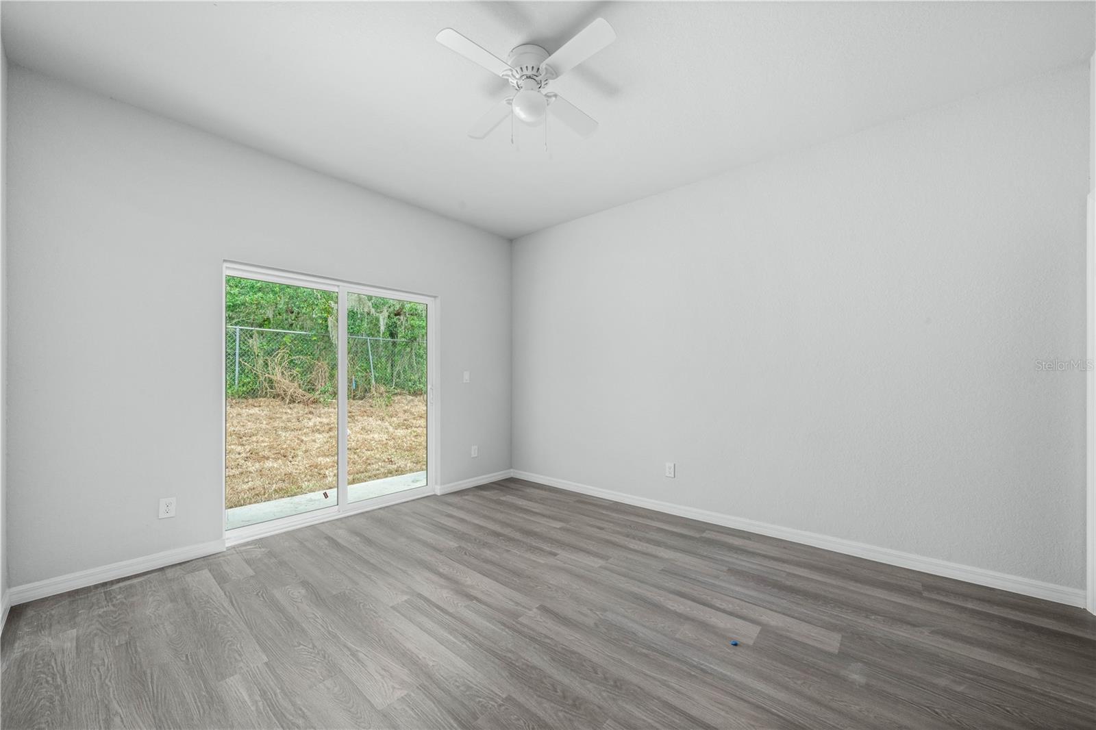 Image 35 of 51 For 1429 Las Villas Boulevard