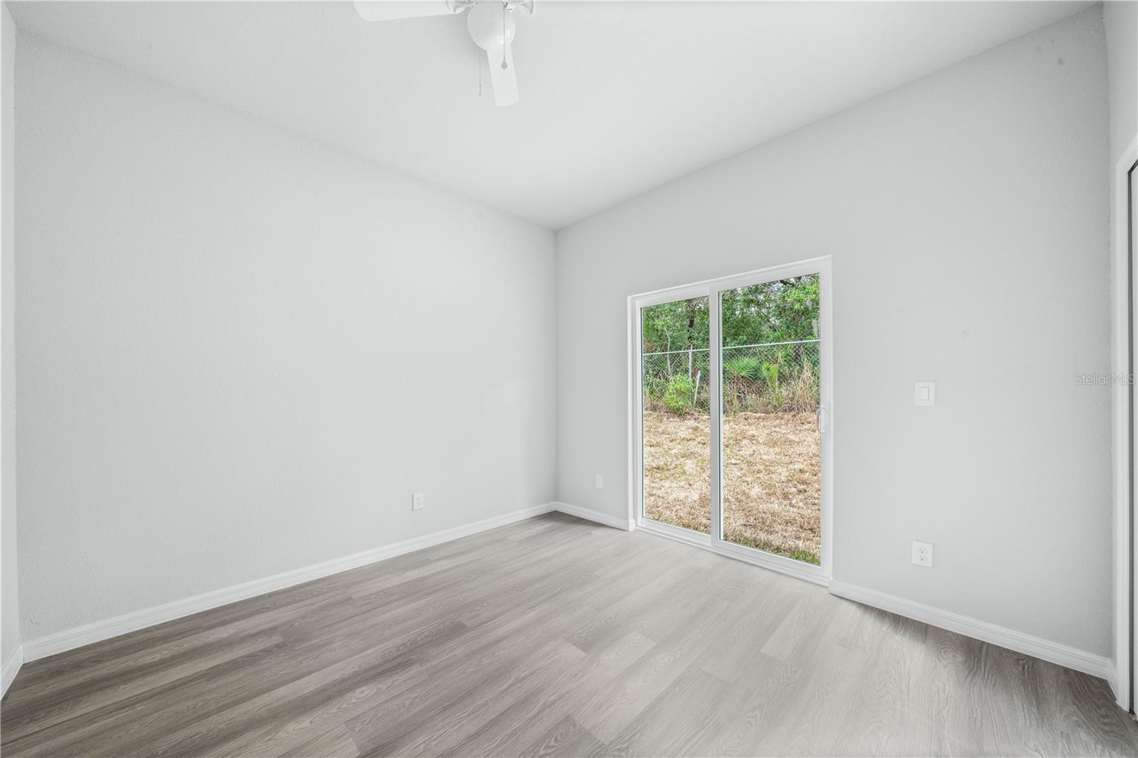 Image 42 of 51 For 1429 Las Villas Boulevard