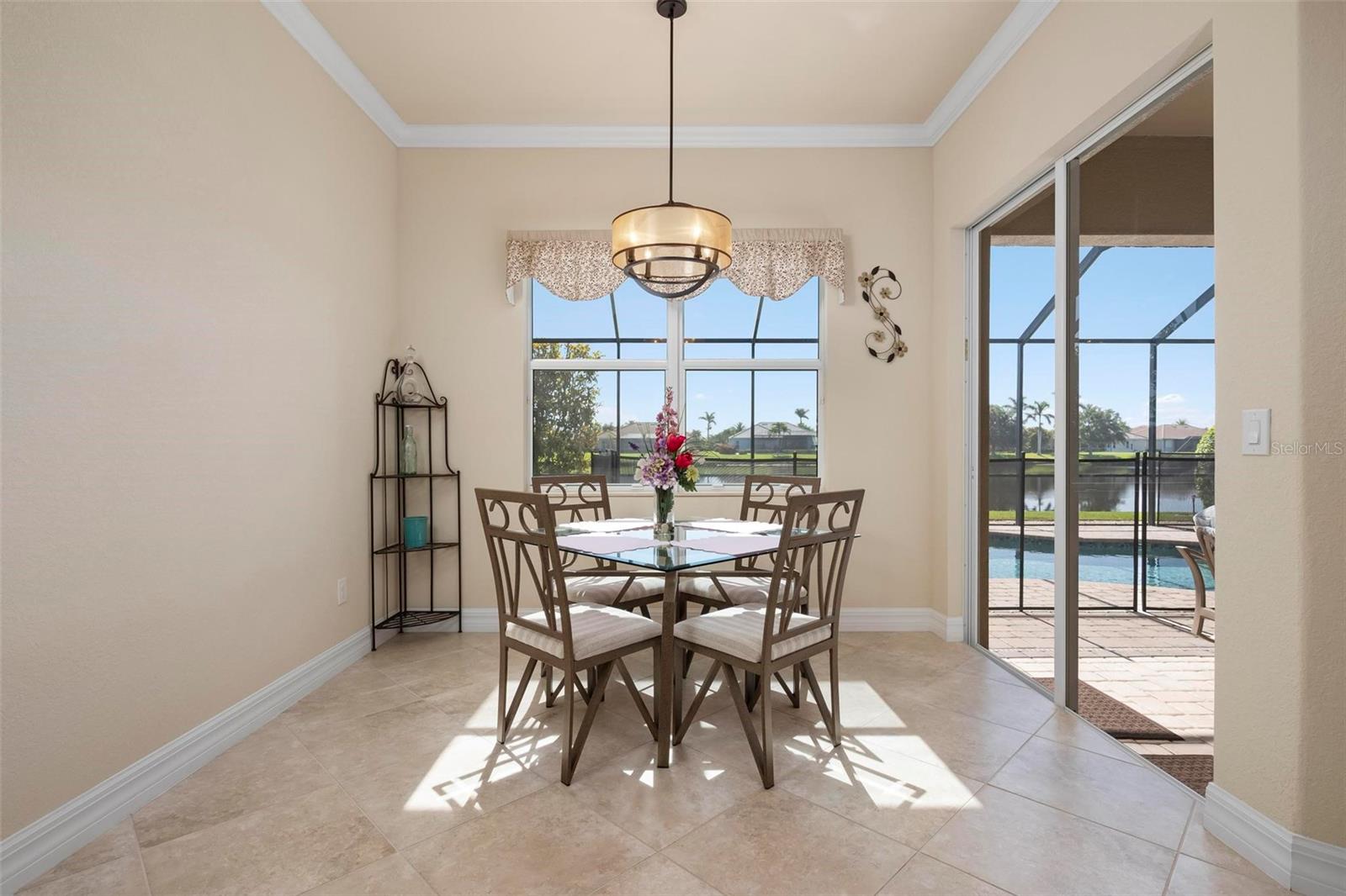 Image 14 of 52 For 8297 Barton Farms Boulevard