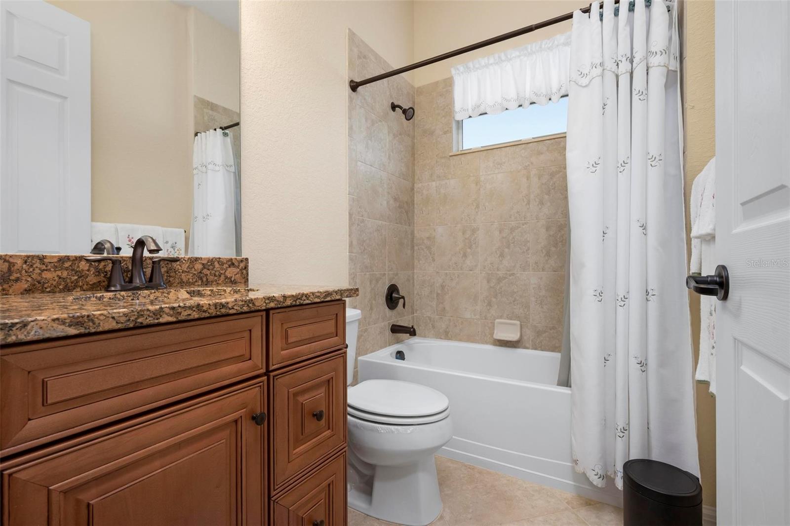 Image 29 of 52 For 8297 Barton Farms Boulevard