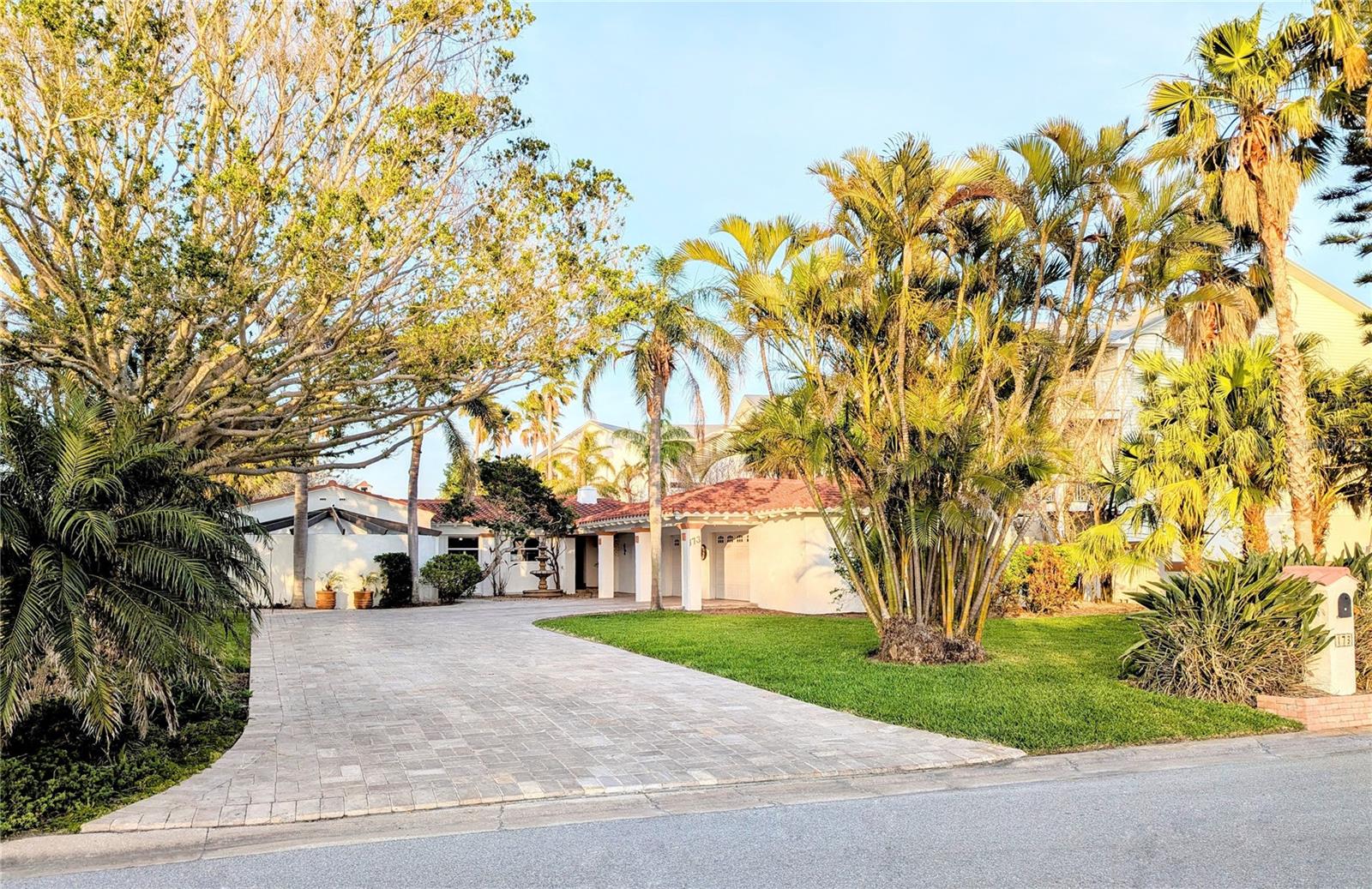 Details for 173 Bath Club Boulevard N, NORTH REDINGTON BEACH, FL 33708