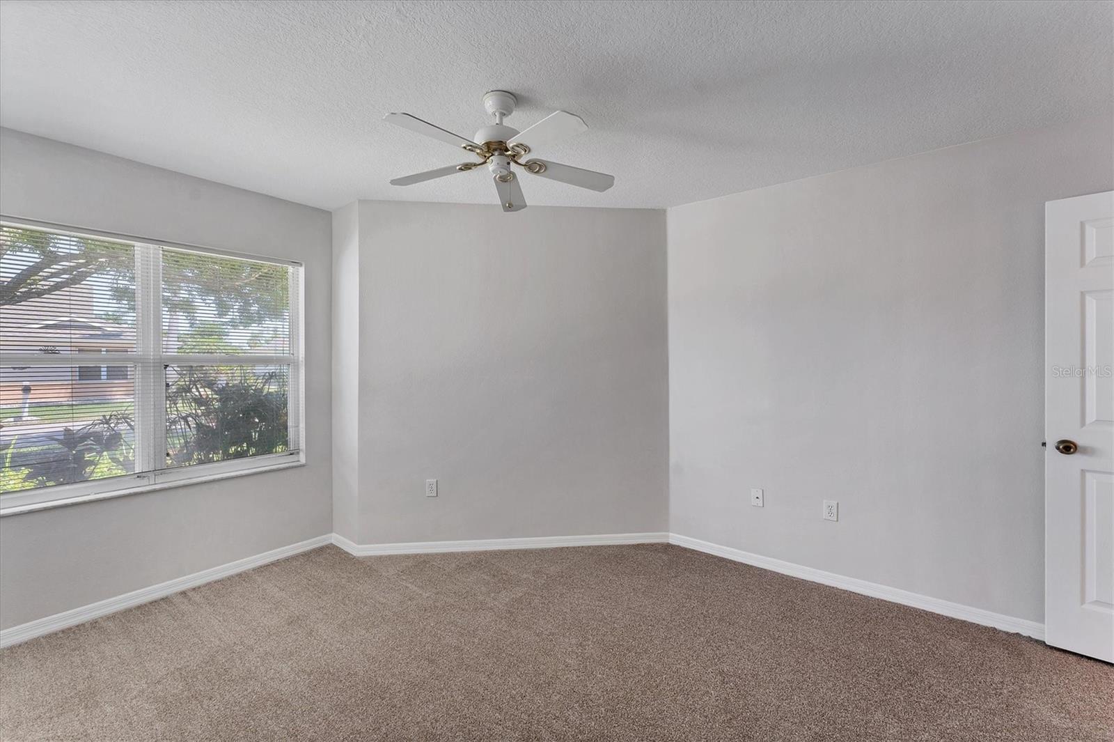 Image 17 of 49 For 3007 Live Oak Lane