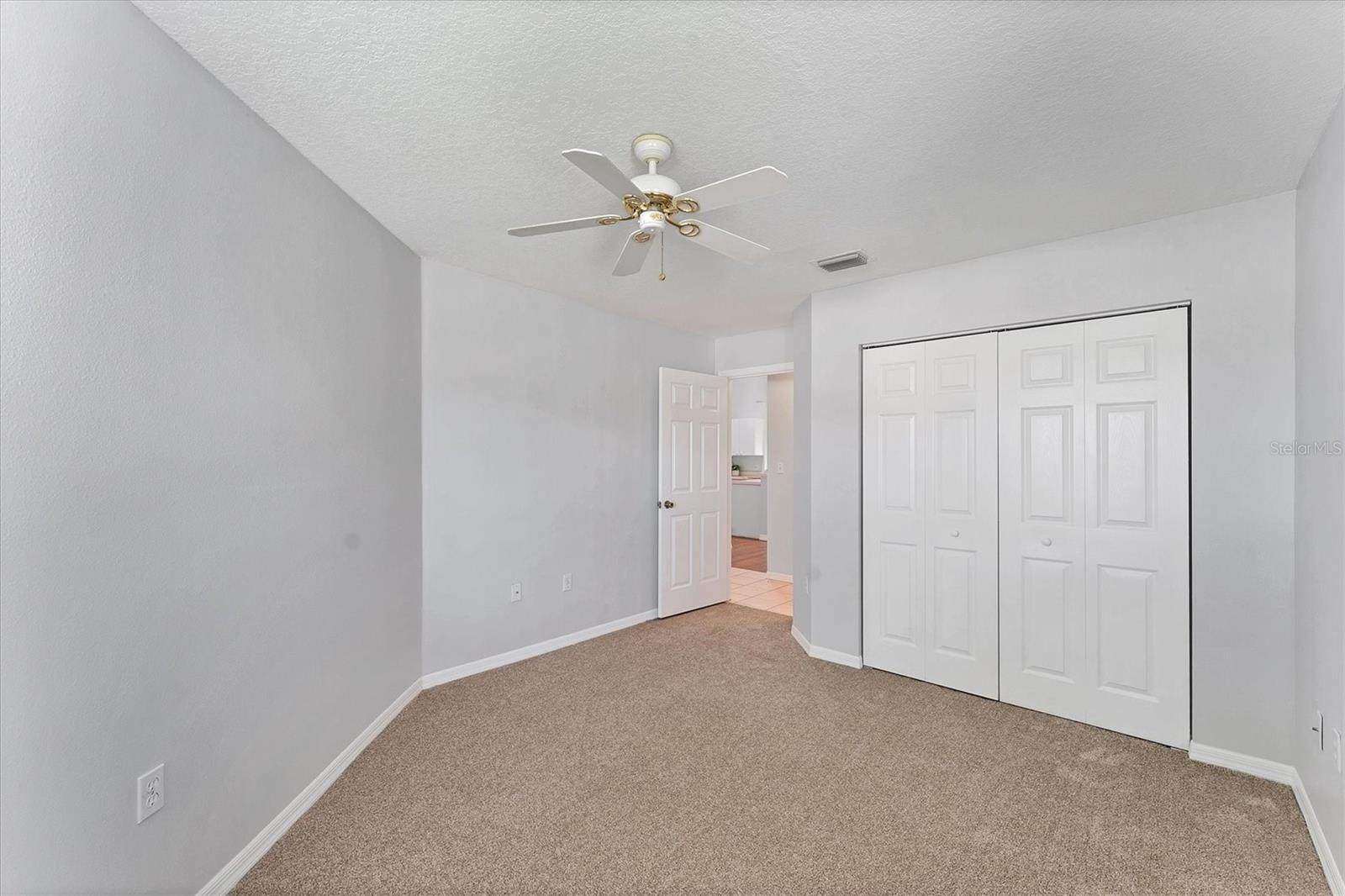 Image 18 of 49 For 3007 Live Oak Lane