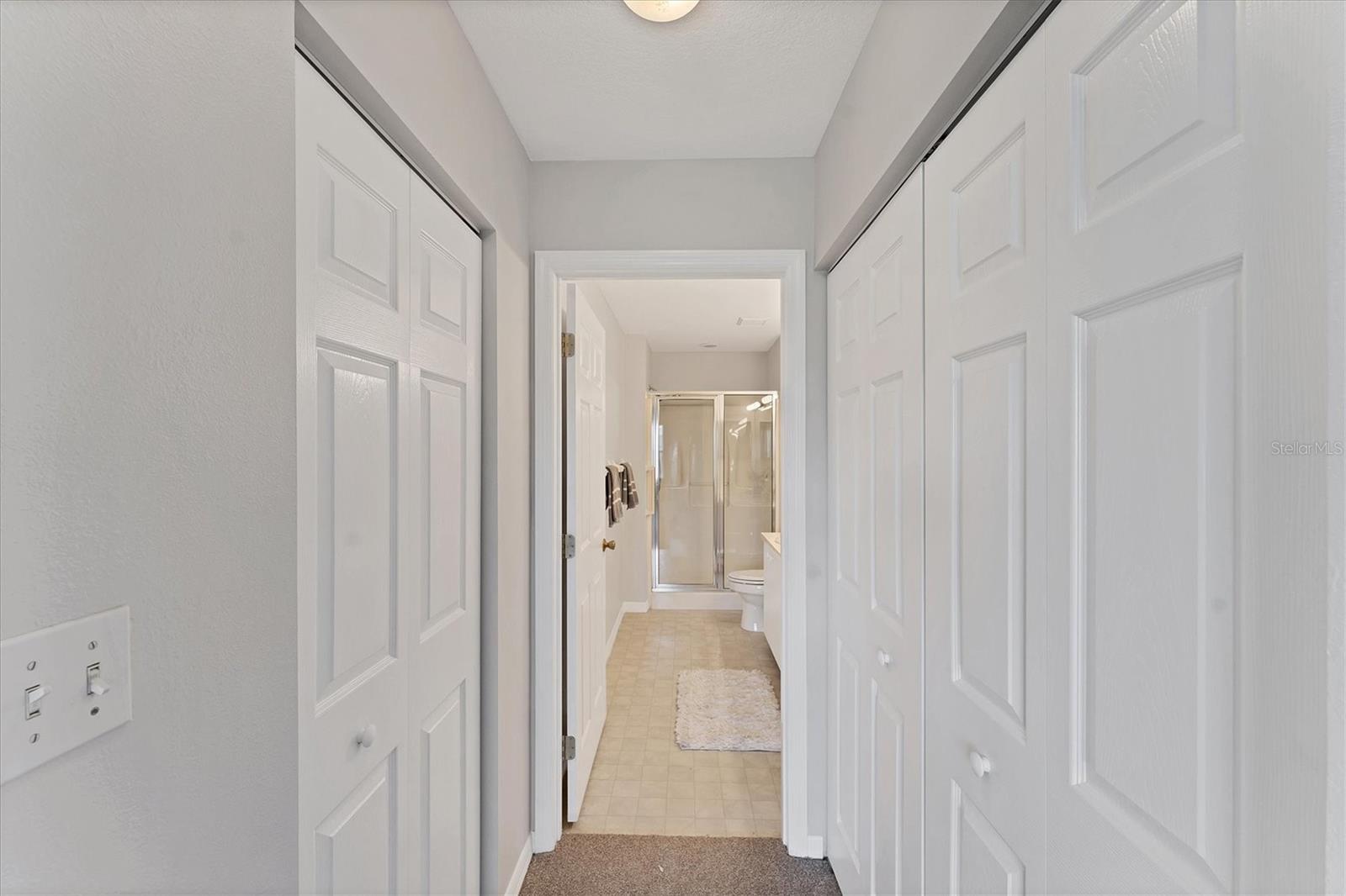 Image 23 of 49 For 3007 Live Oak Lane