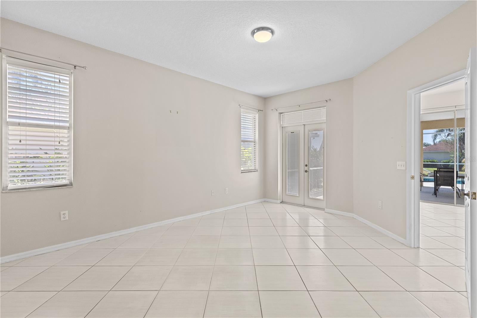 Image 17 of 46 For 12014 Beeflower Drive