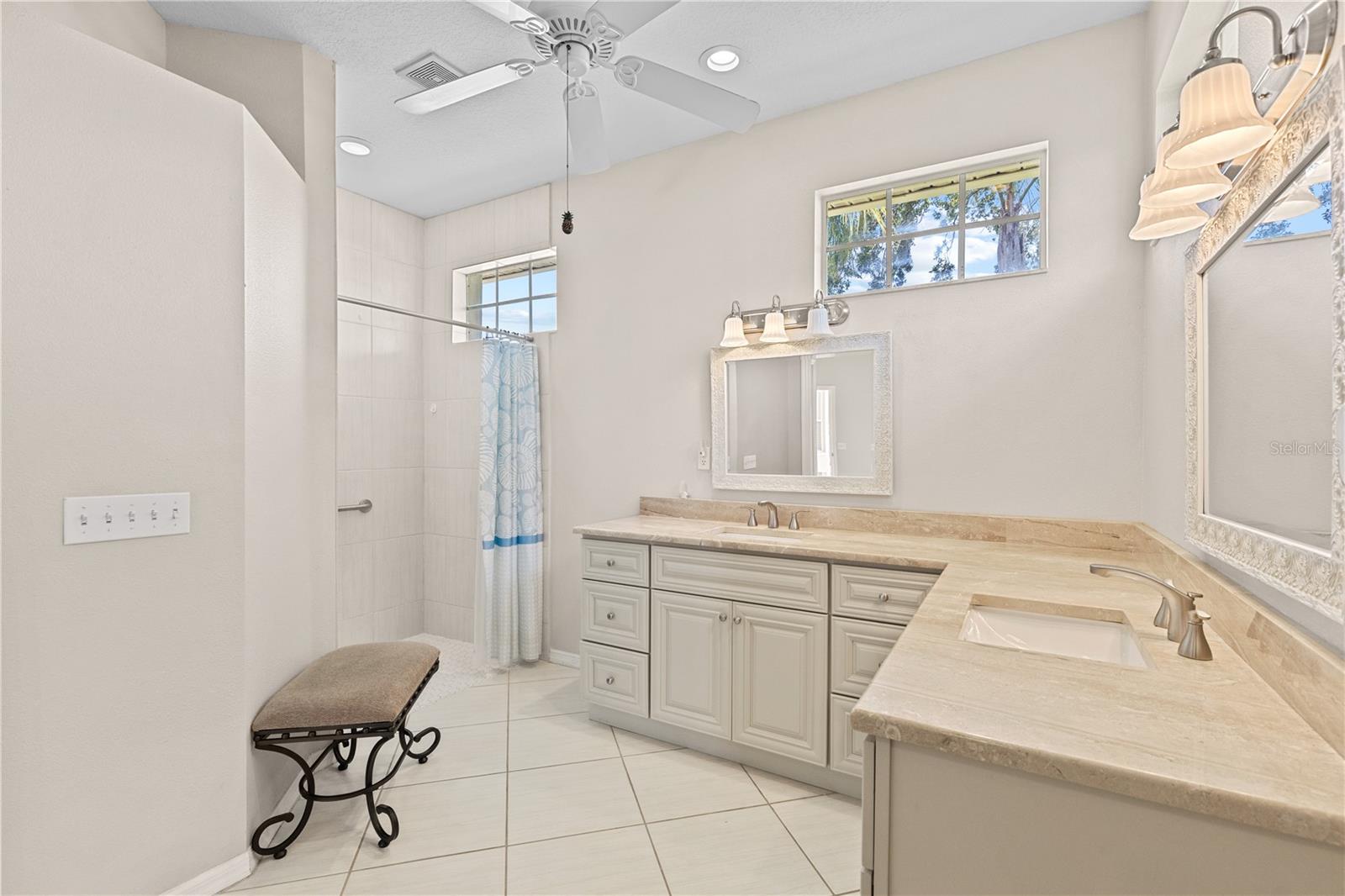 Image 20 of 46 For 12014 Beeflower Drive