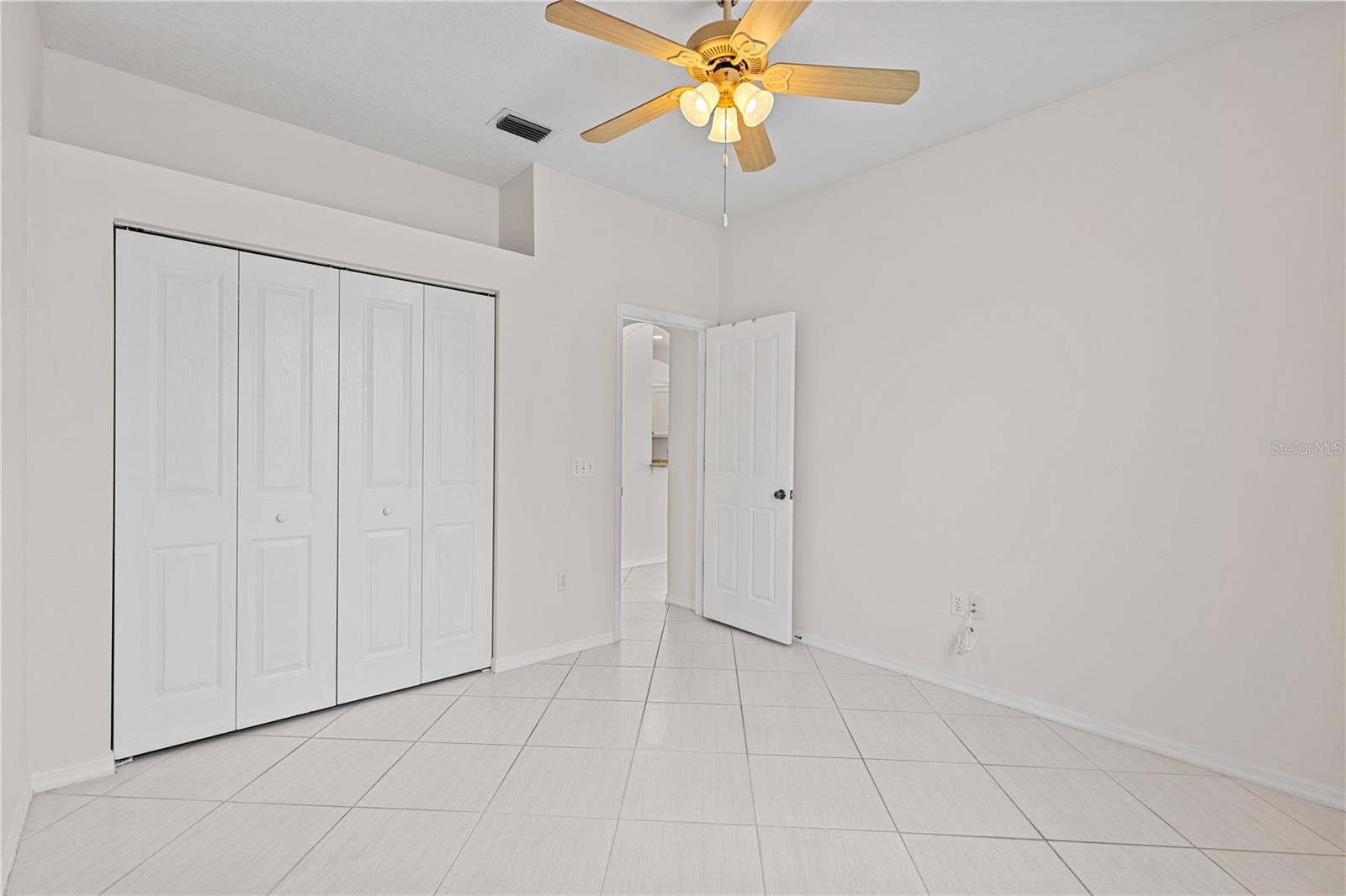 Image 23 of 46 For 12014 Beeflower Drive