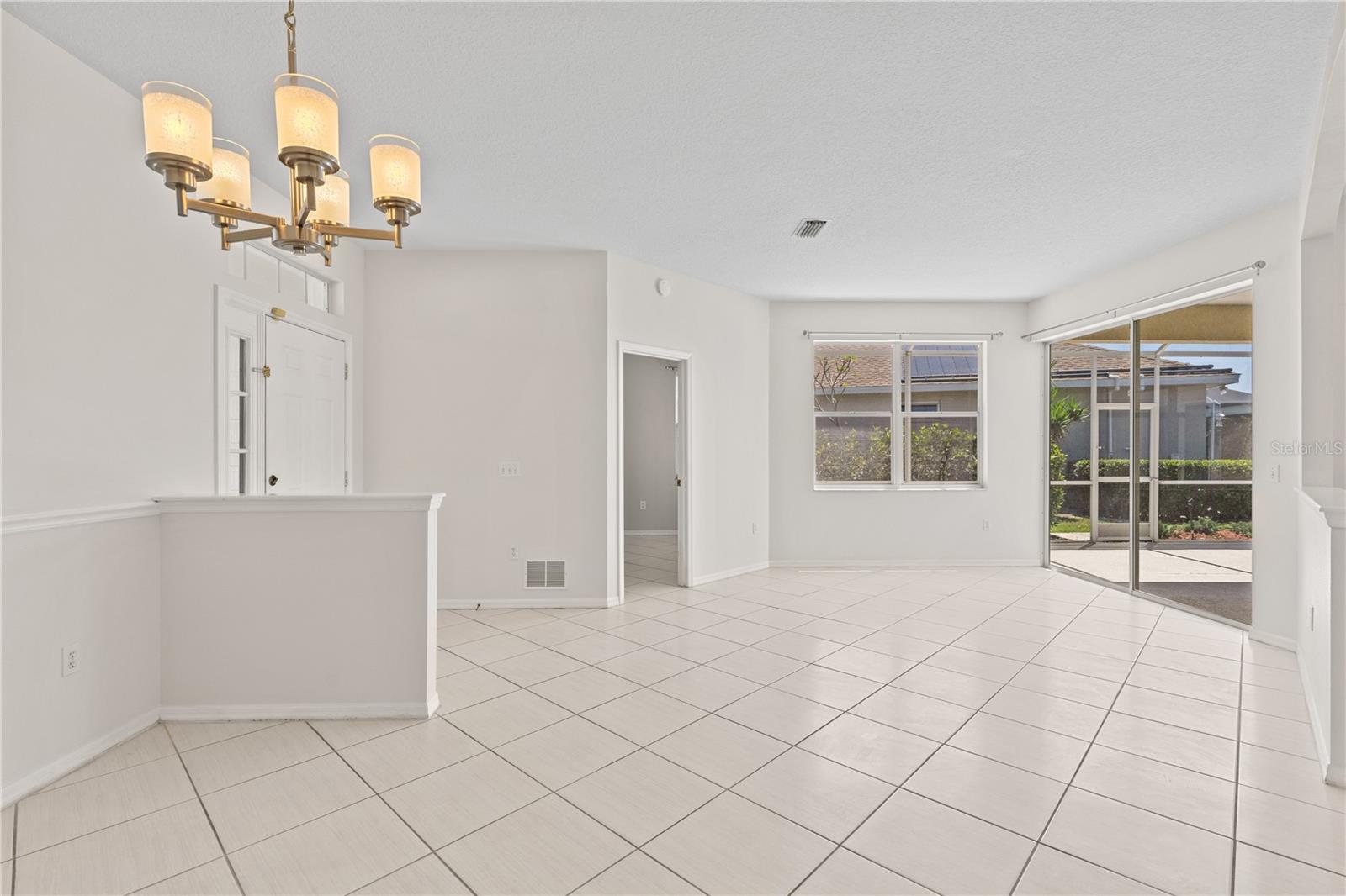 Image 5 of 46 For 12014 Beeflower Drive