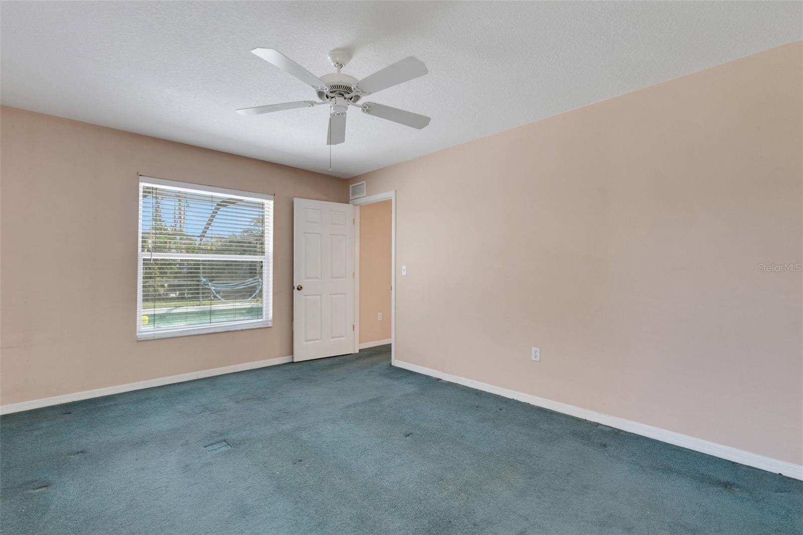 Image 29 of 60 For 835 70th Drive E