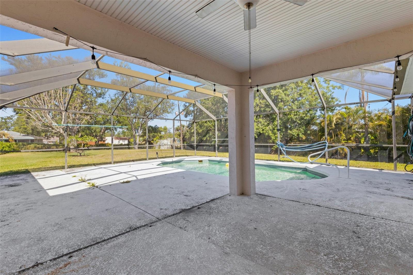 Image 47 of 60 For 835 70th Drive E
