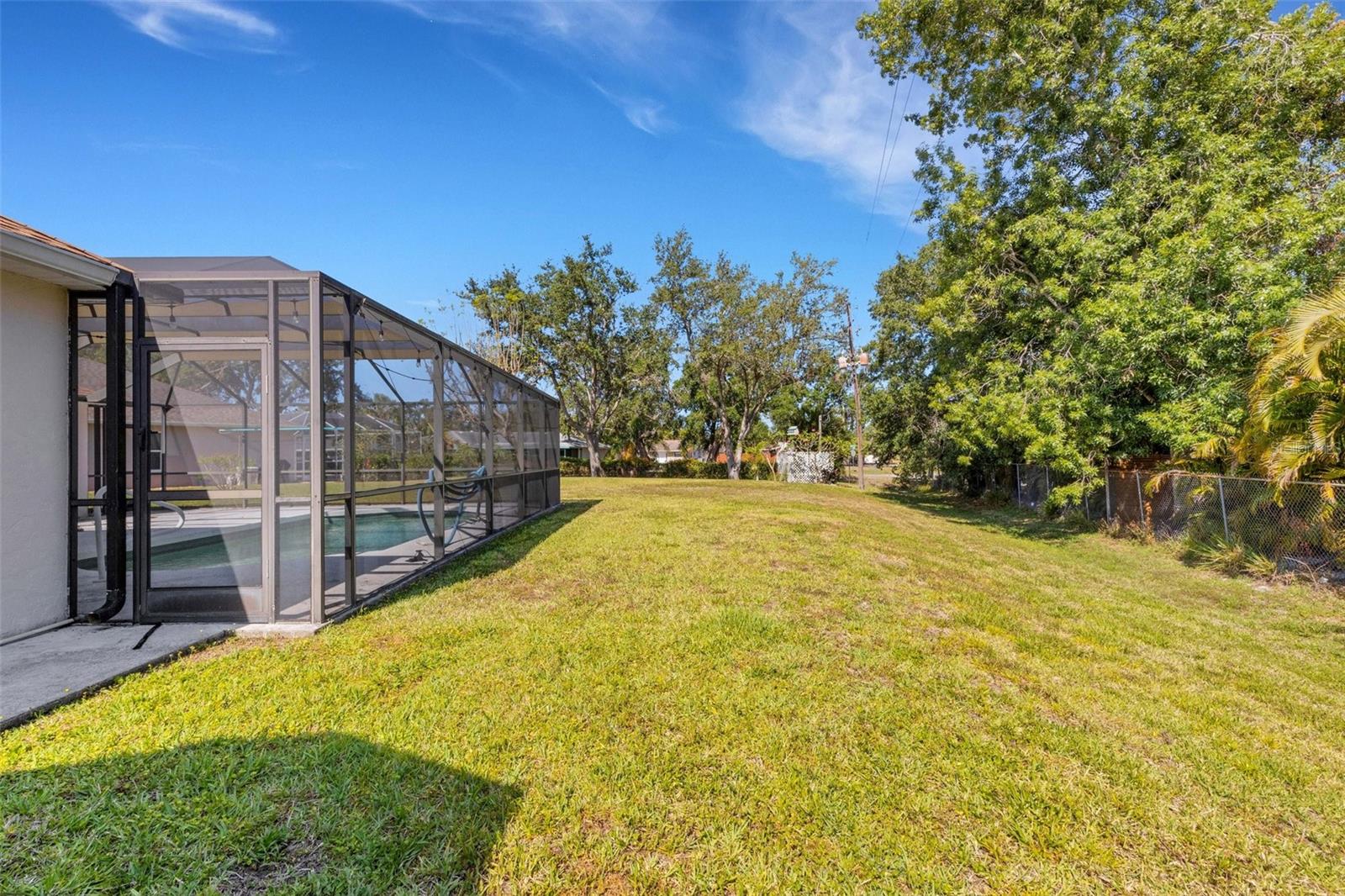 Image 53 of 60 For 835 70th Drive E