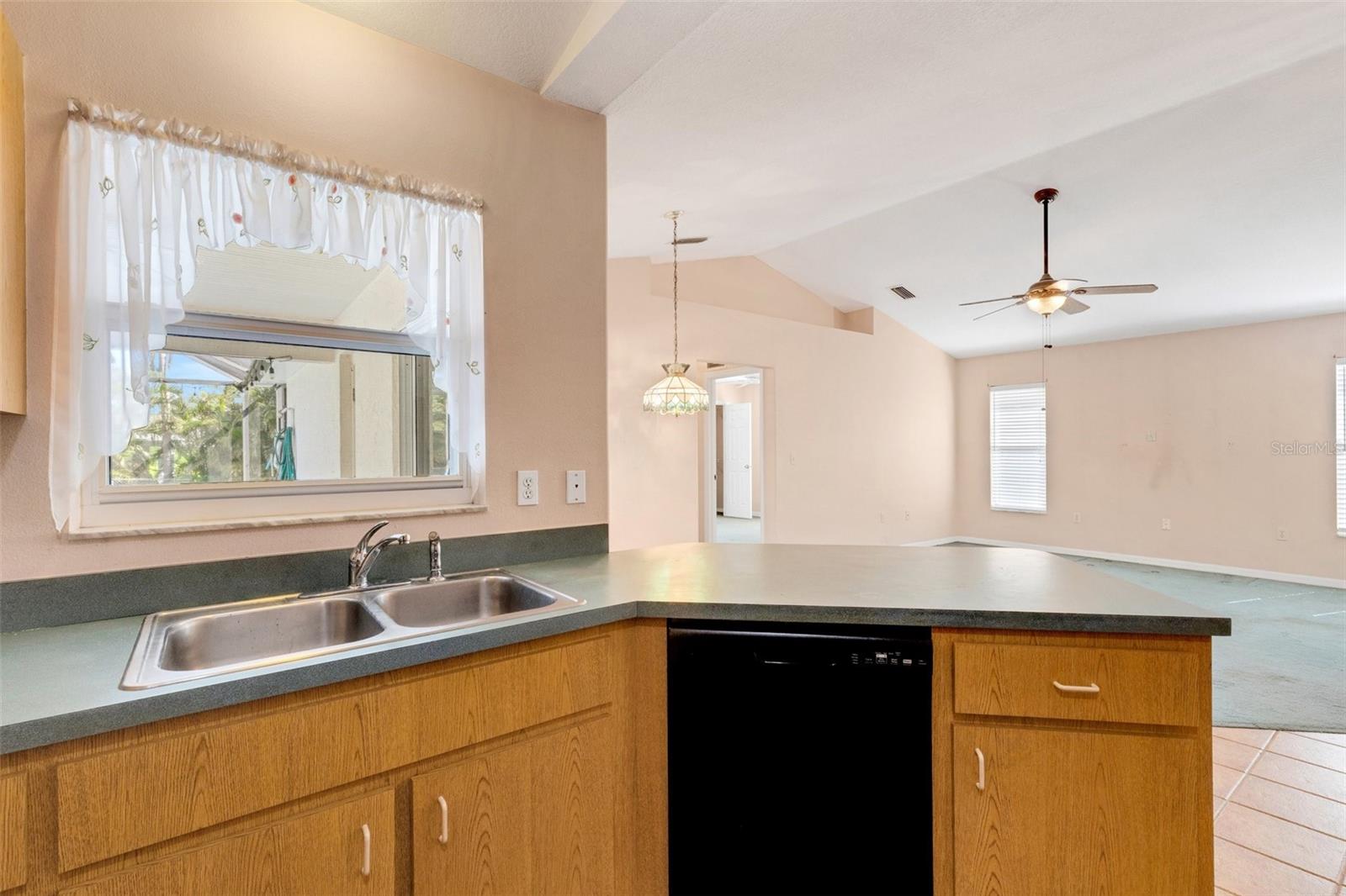 Image 7 of 60 For 835 70th Drive E