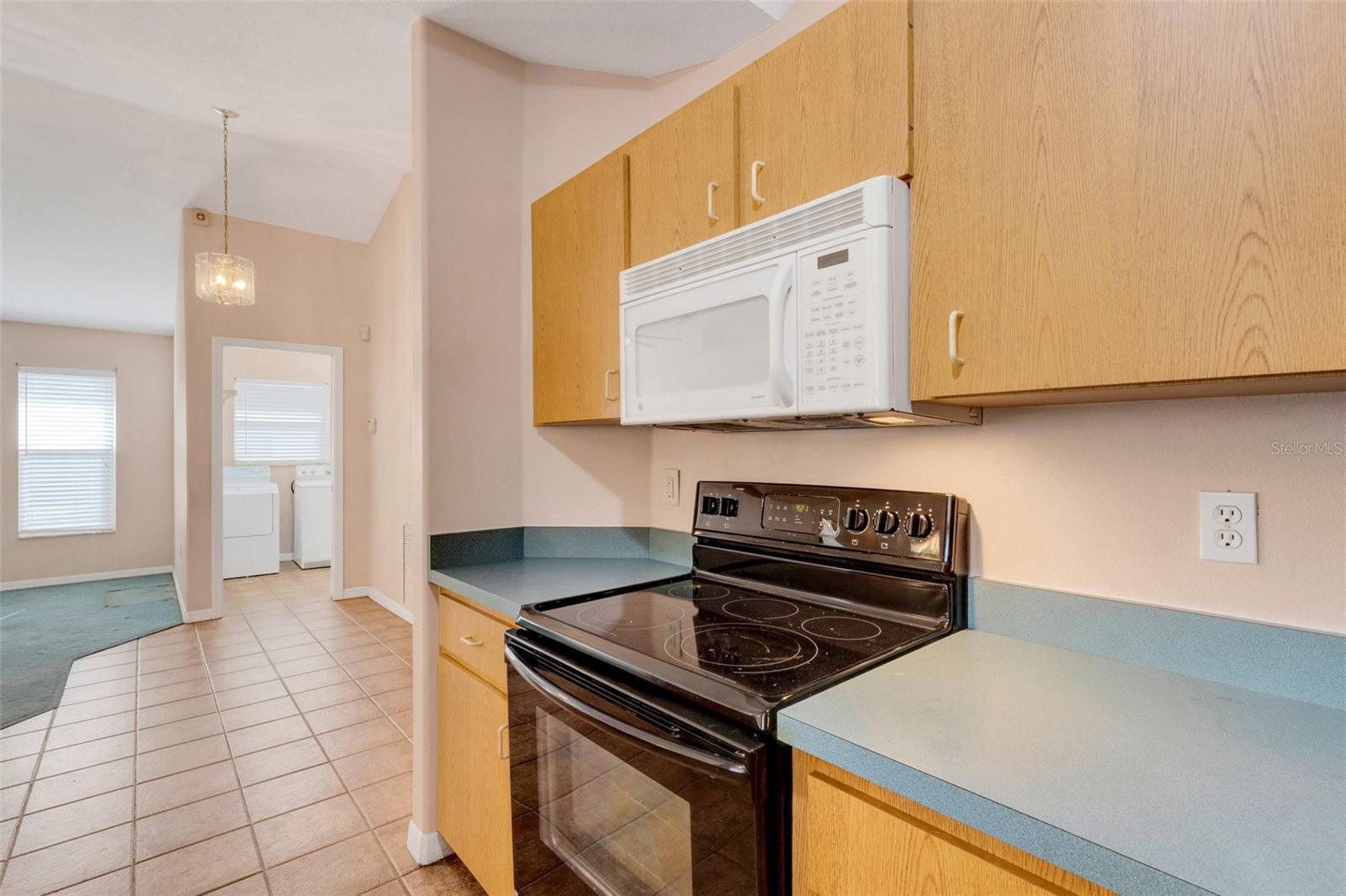 Image 9 of 60 For 835 70th Drive E