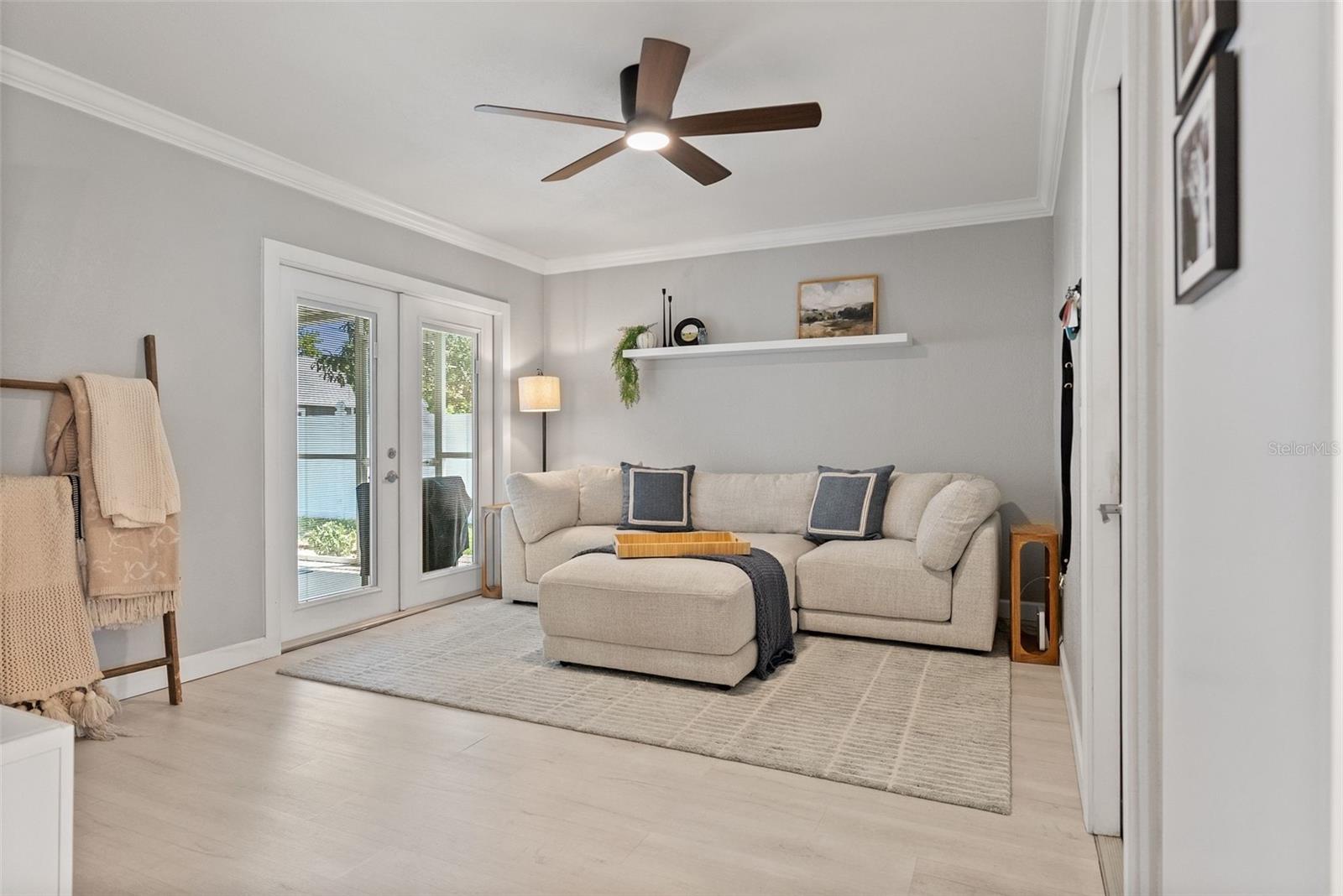 Image 18 of 37 For 7141 37th Avenue N