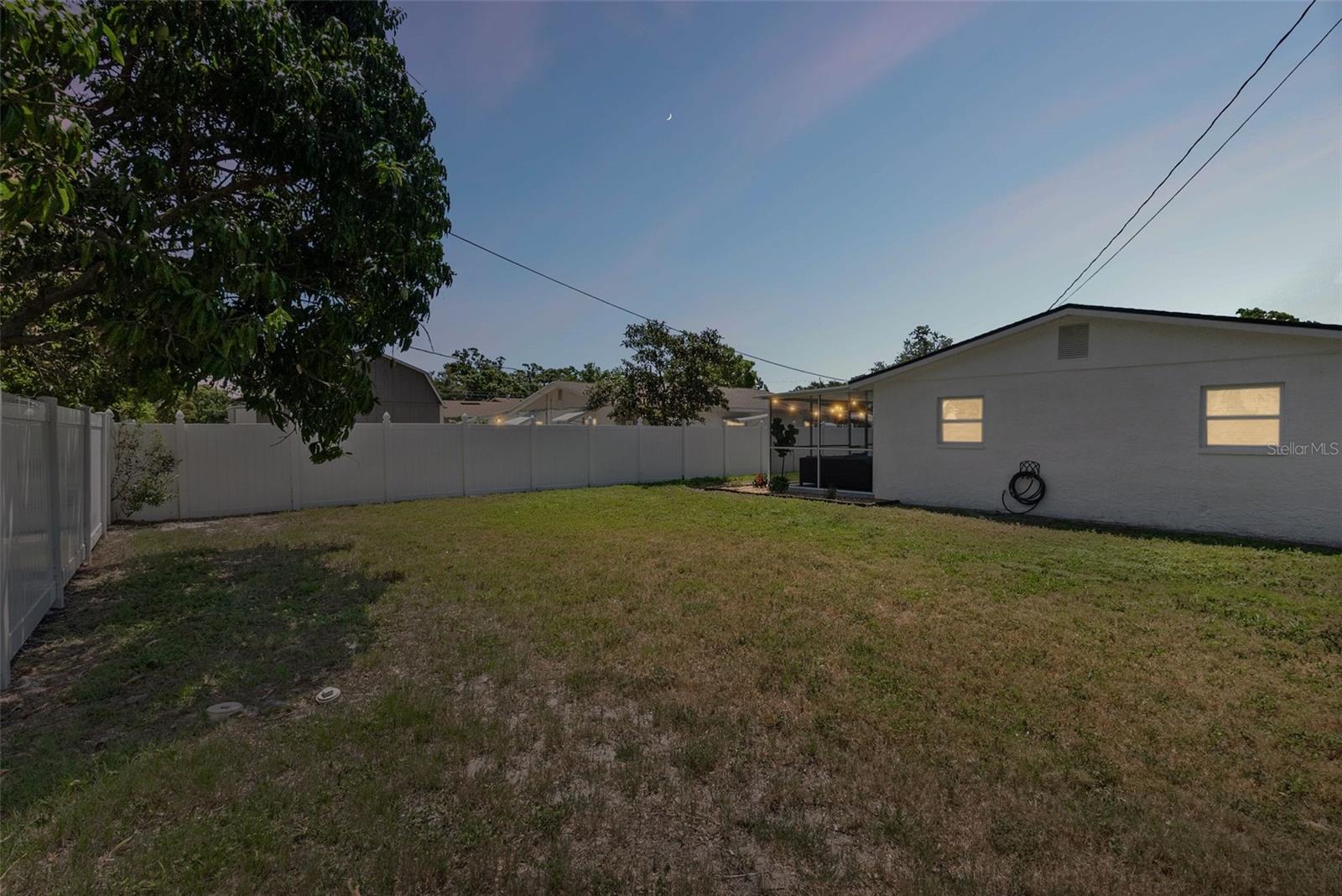 Image 31 of 37 For 7141 37th Avenue N