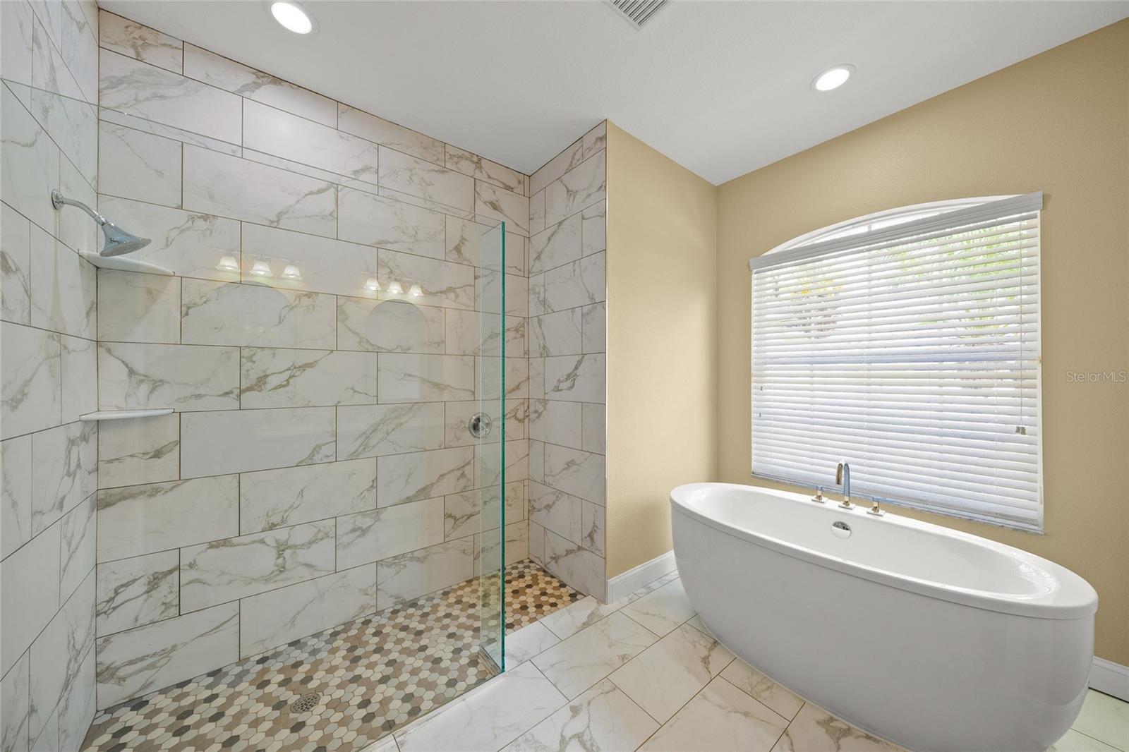 Image 27 of 41 For 9106 Yarberry Street