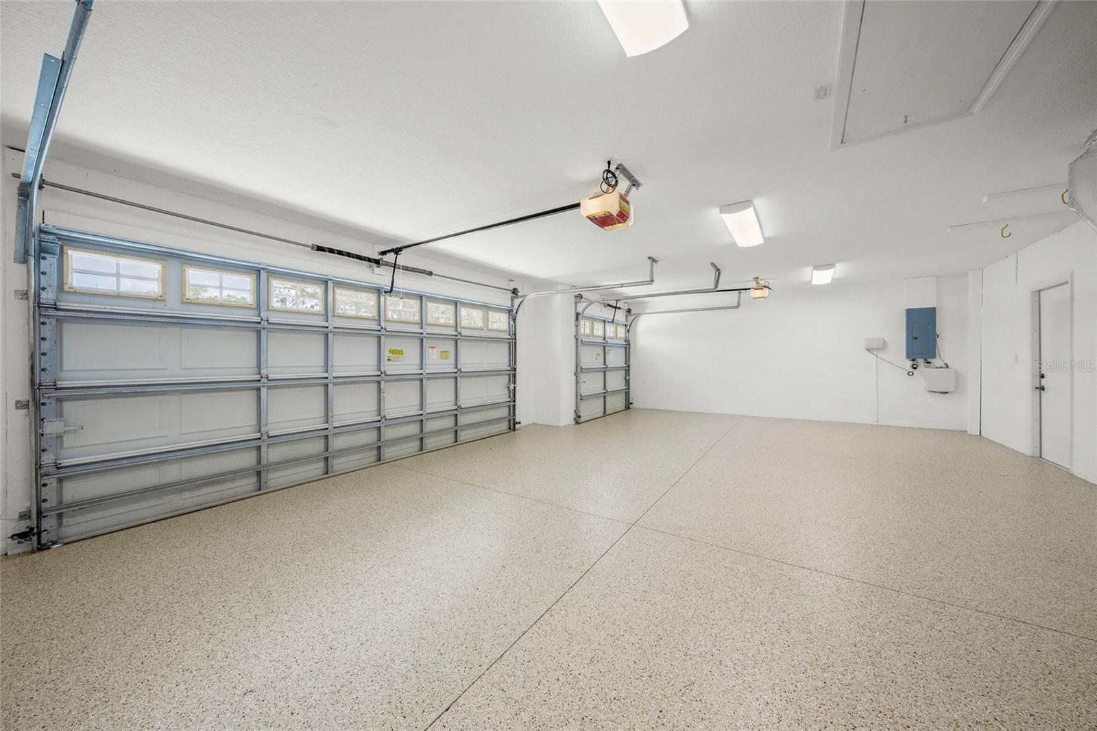 Image 39 of 41 For 9106 Yarberry Street