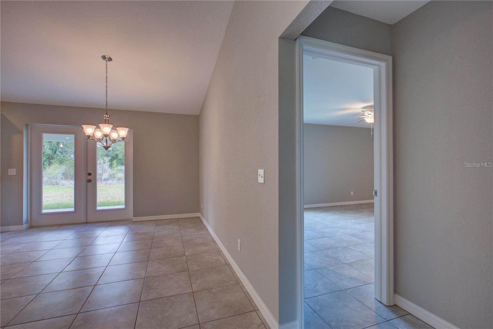 Image 15 of 37 For 25 Sabot Court