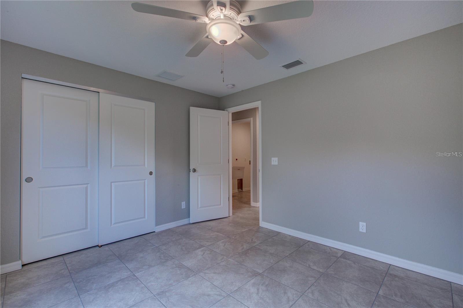 Image 32 of 37 For 25 Sabot Court