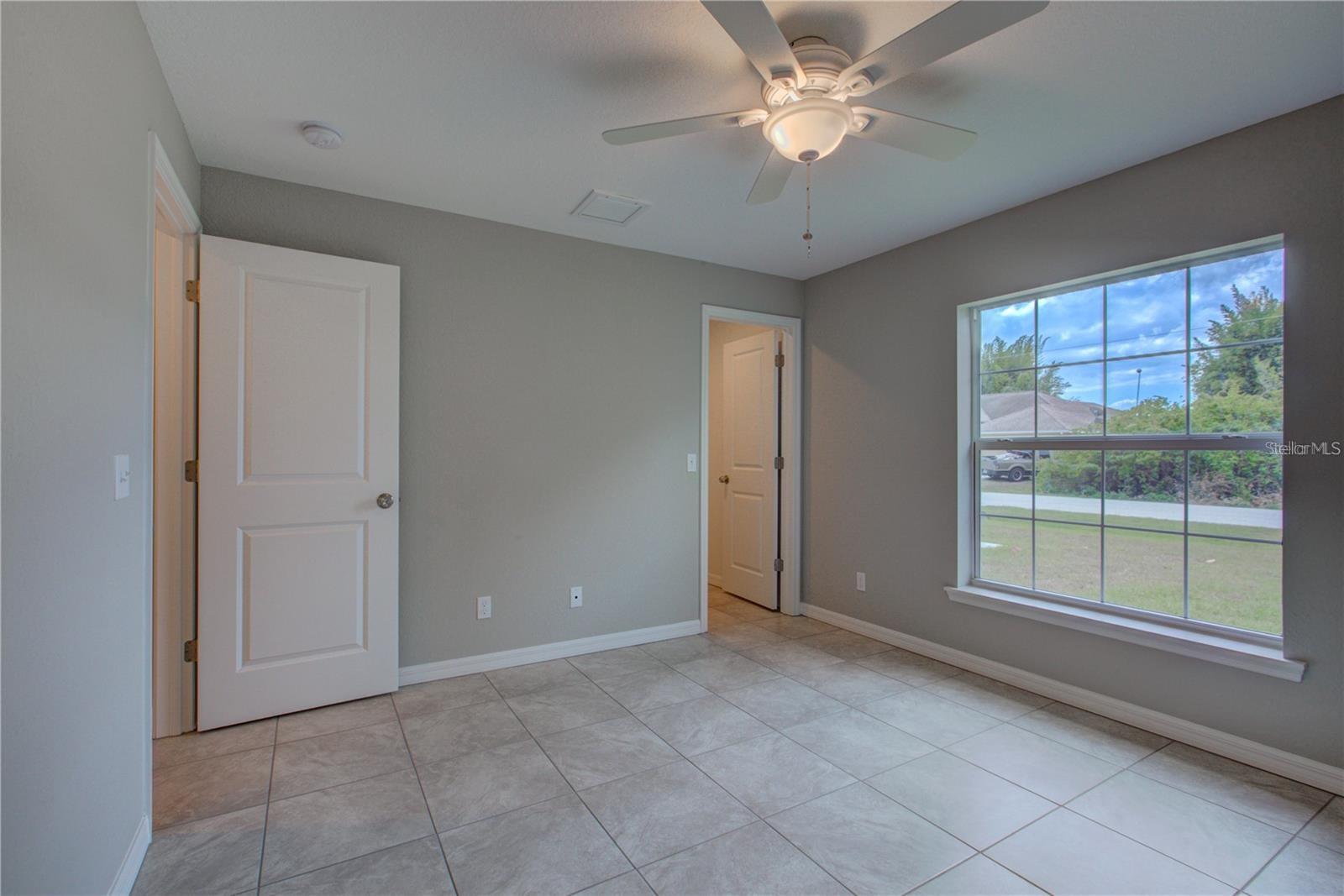 Image 34 of 37 For 25 Sabot Court