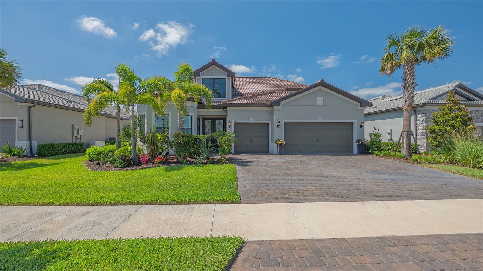 Image 3 of 90 For 7889 Mainsail Lane