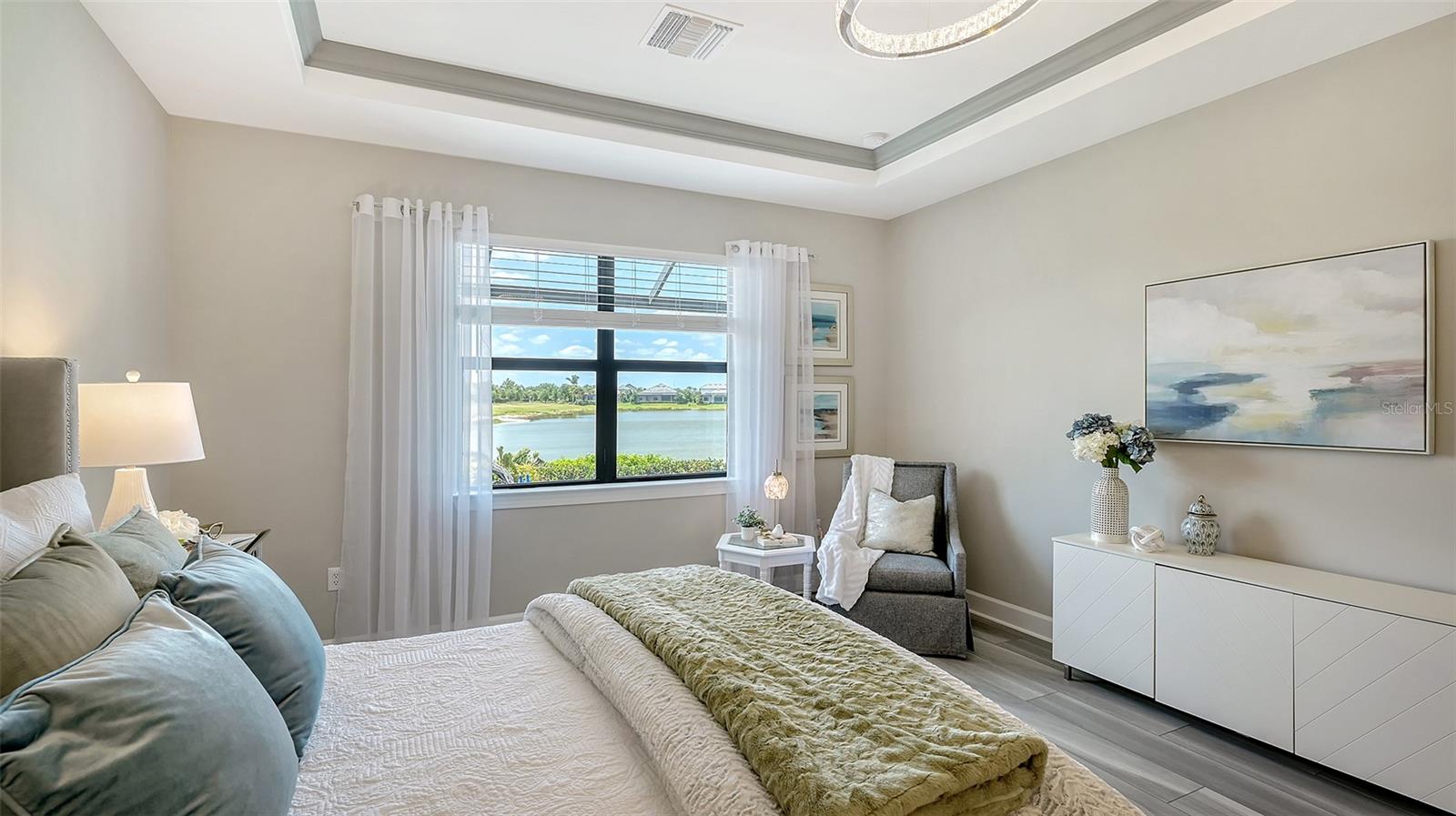 Image 36 of 90 For 7889 Mainsail Lane