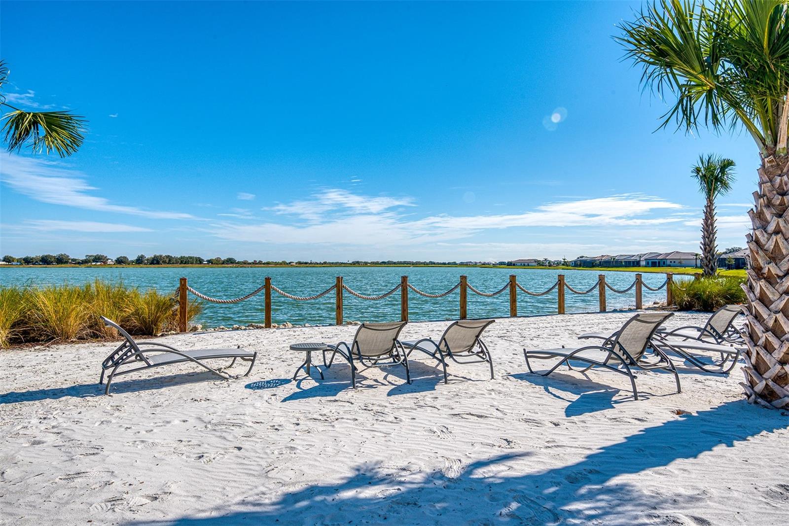 Image 73 of 90 For 7889 Mainsail Lane