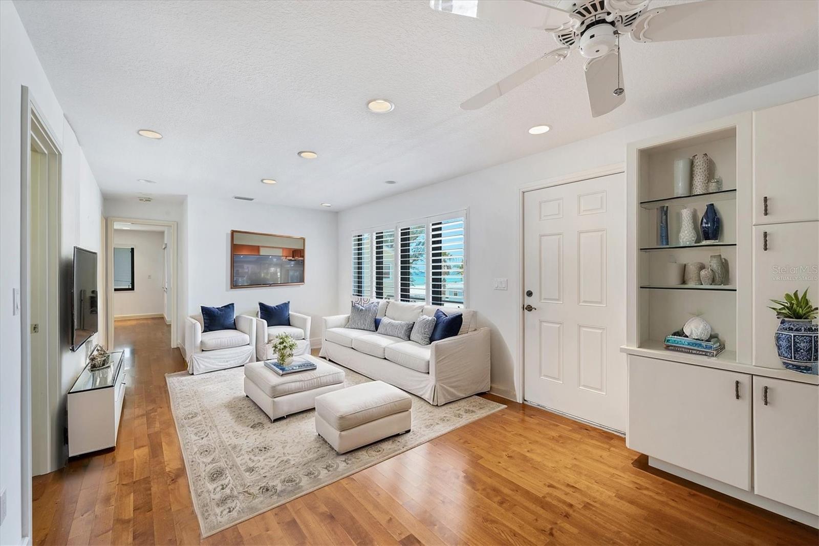 Image 16 of 62 For 2918 Avenue E