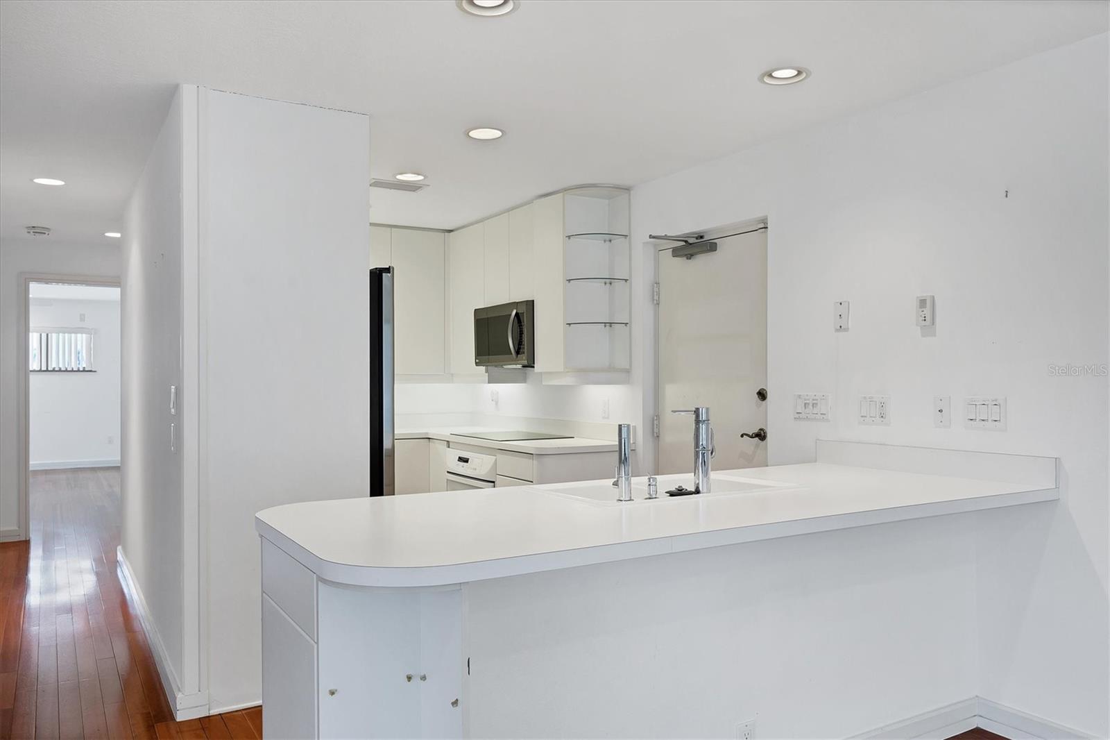 Image 27 of 62 For 2918 Avenue E