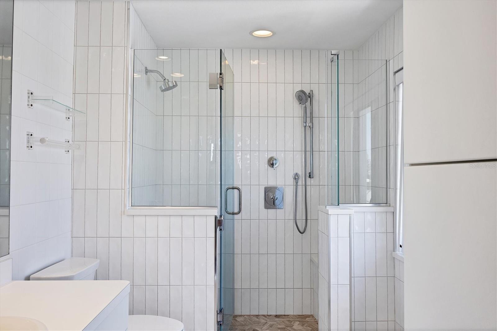 Image 34 of 62 For 2918 Avenue E