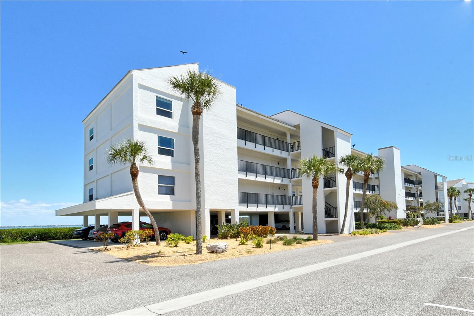 Image 2 of 77 For 4800 Gulf Of Mexico Drive 204