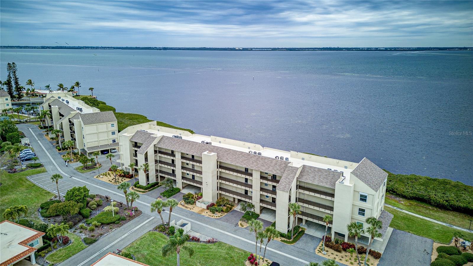 Image 28 of 77 For 4800 Gulf Of Mexico Drive 204