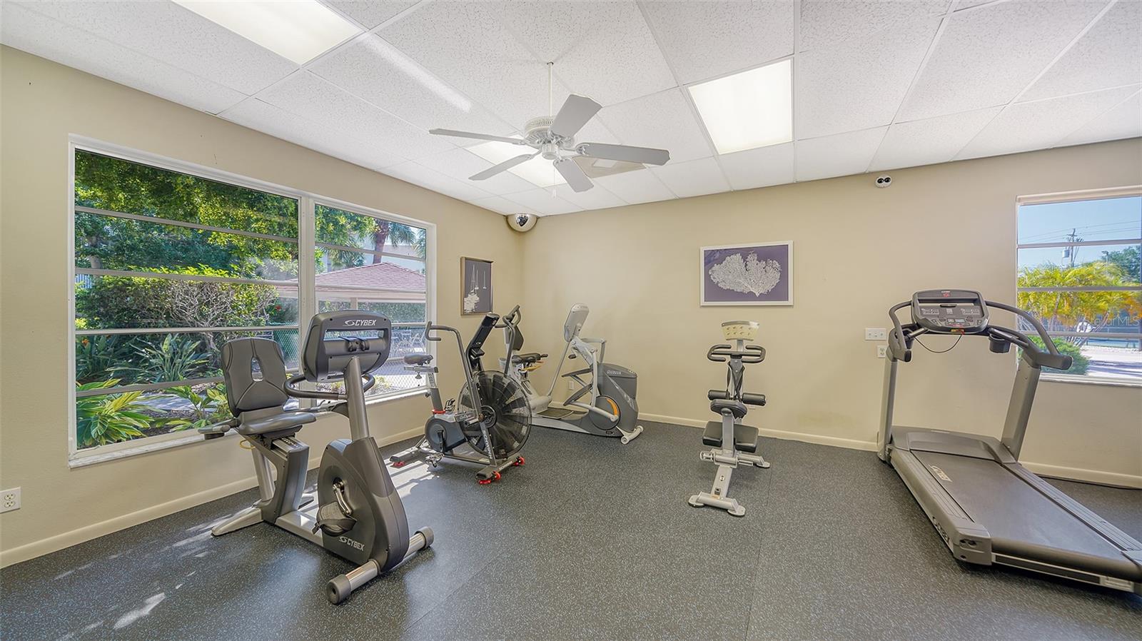 Image 45 of 77 For 4800 Gulf Of Mexico Drive 204