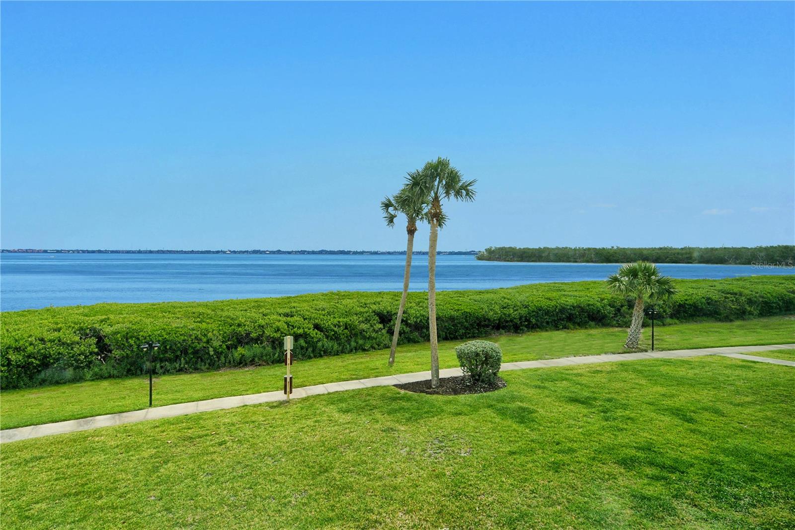 Image 72 of 77 For 4800 Gulf Of Mexico Drive 204