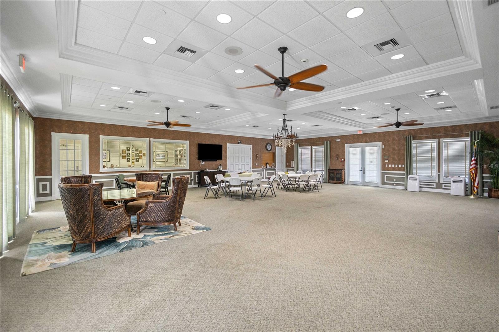 Image 19 of 22 For 2353 Rosewood Lane