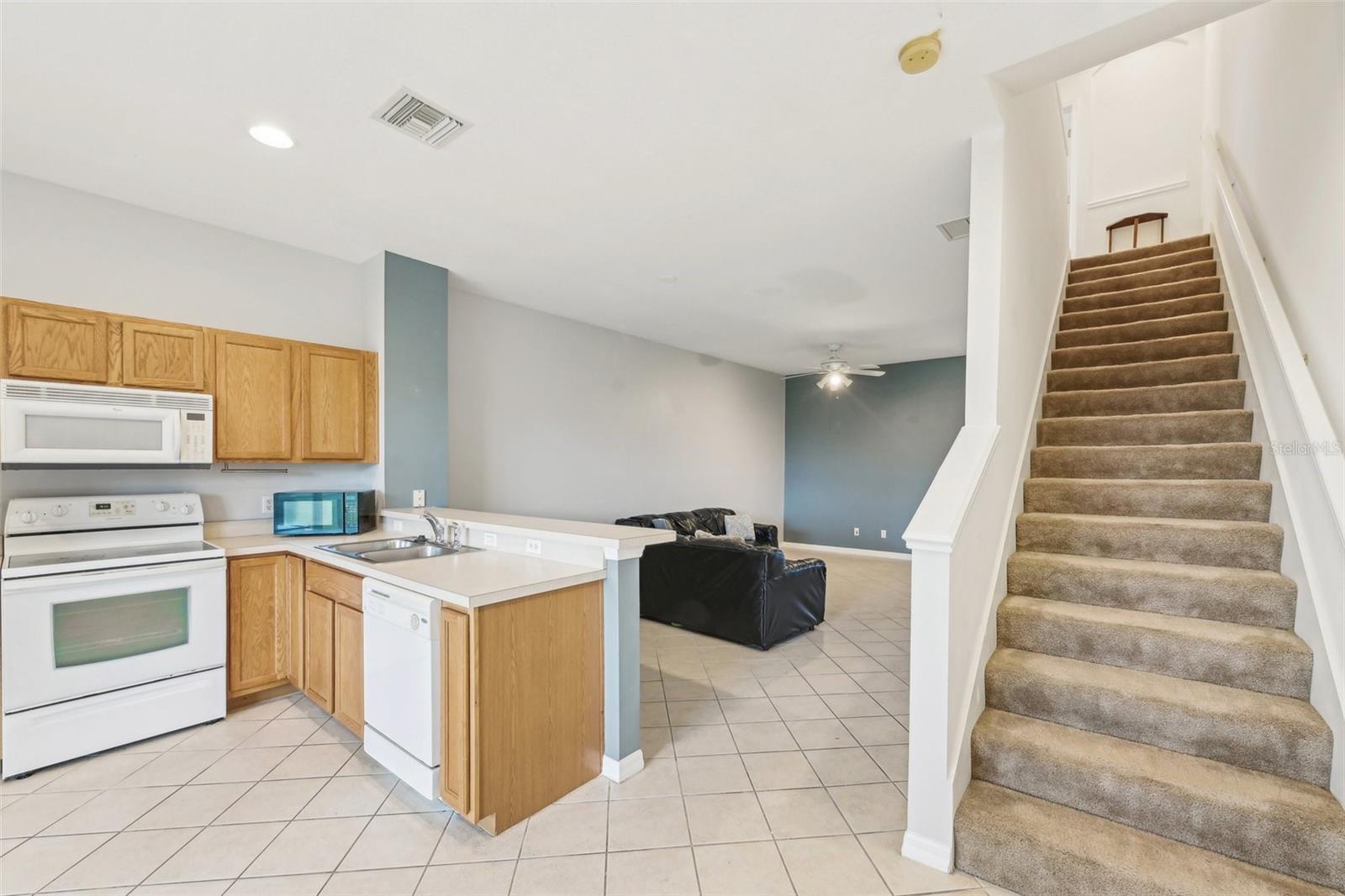 Image 2 of 22 For 2353 Rosewood Lane